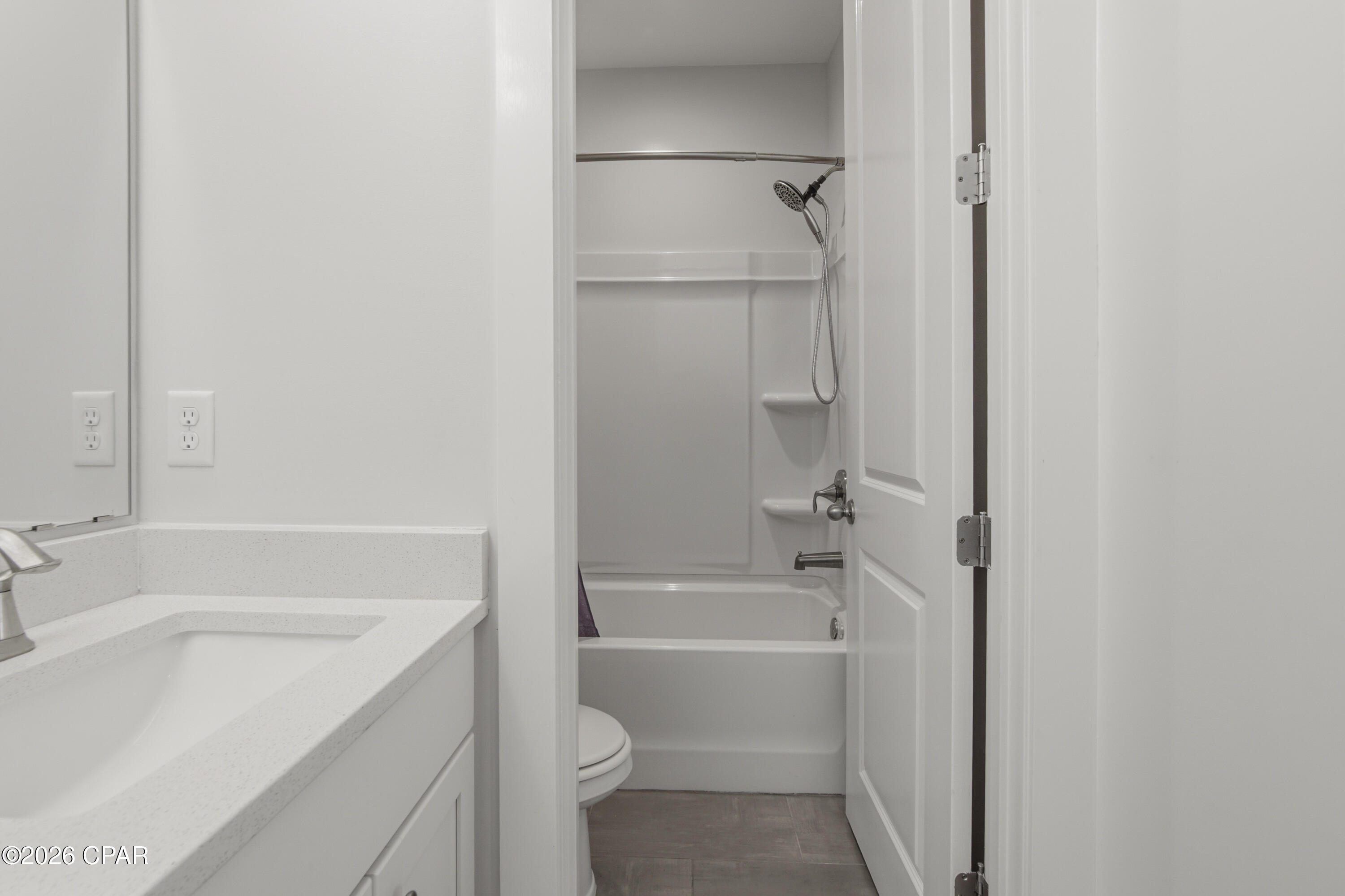 1816 Discovery Loop