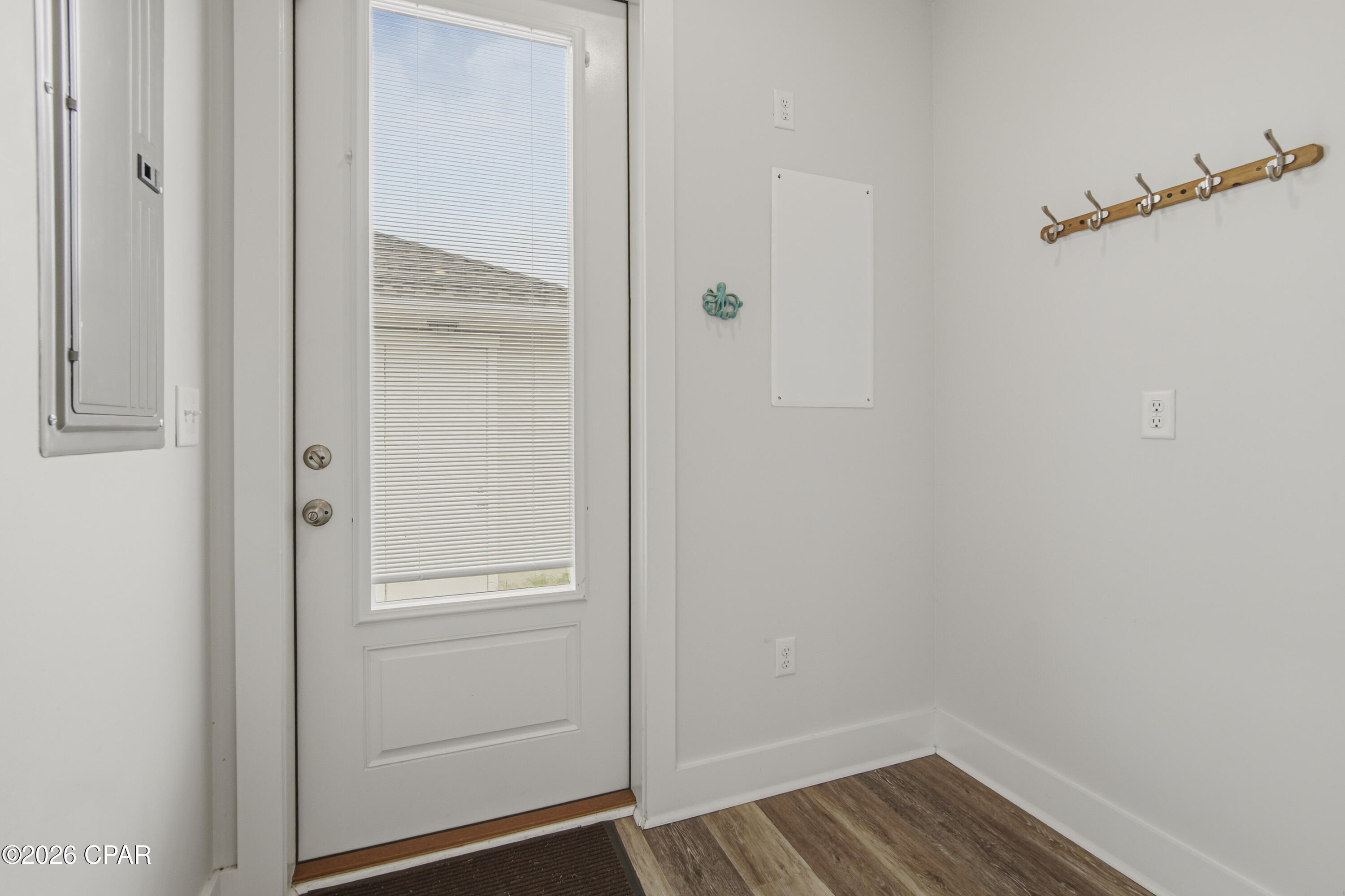 1816 Discovery Loop