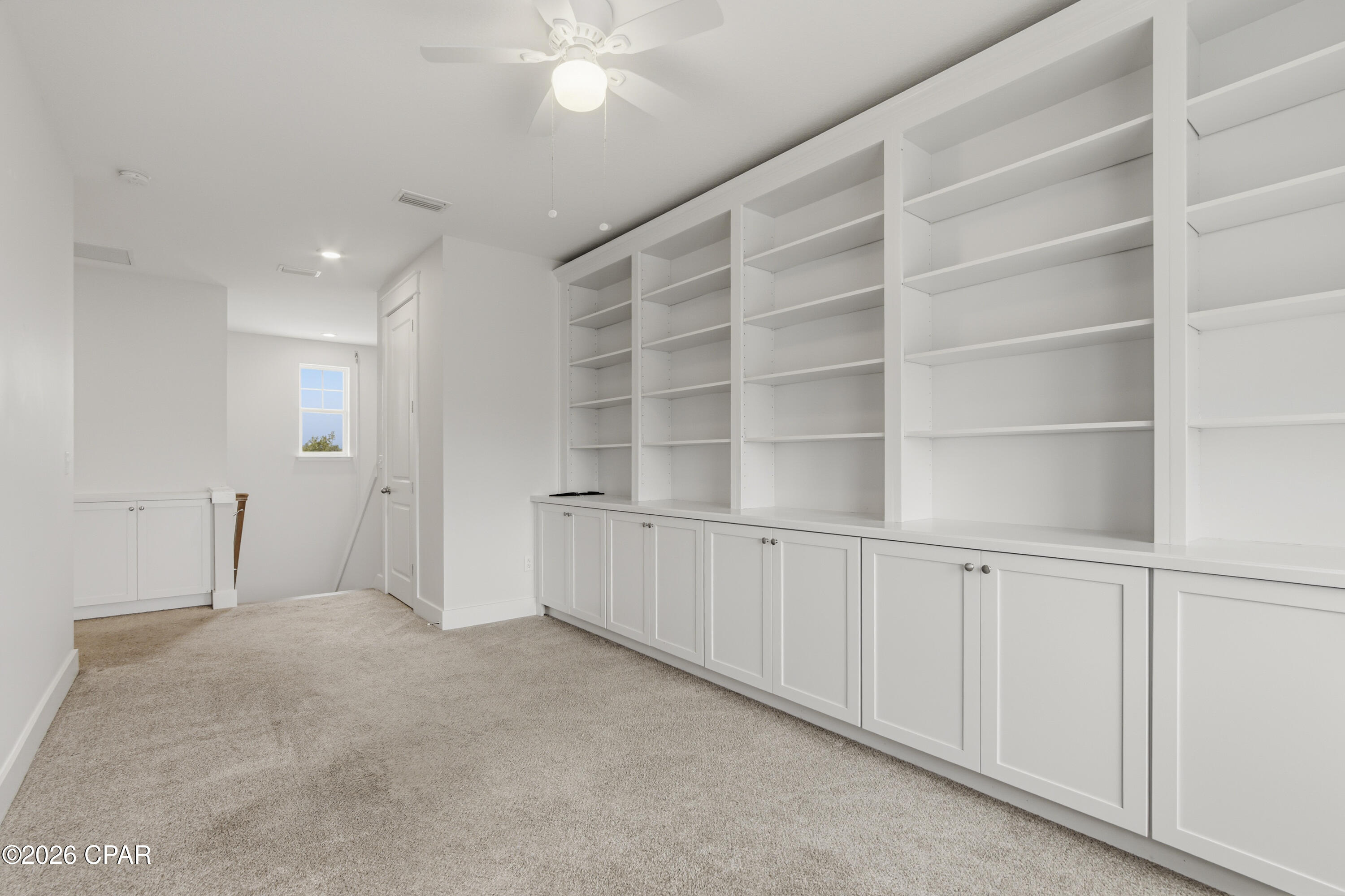 1816 Discovery Loop