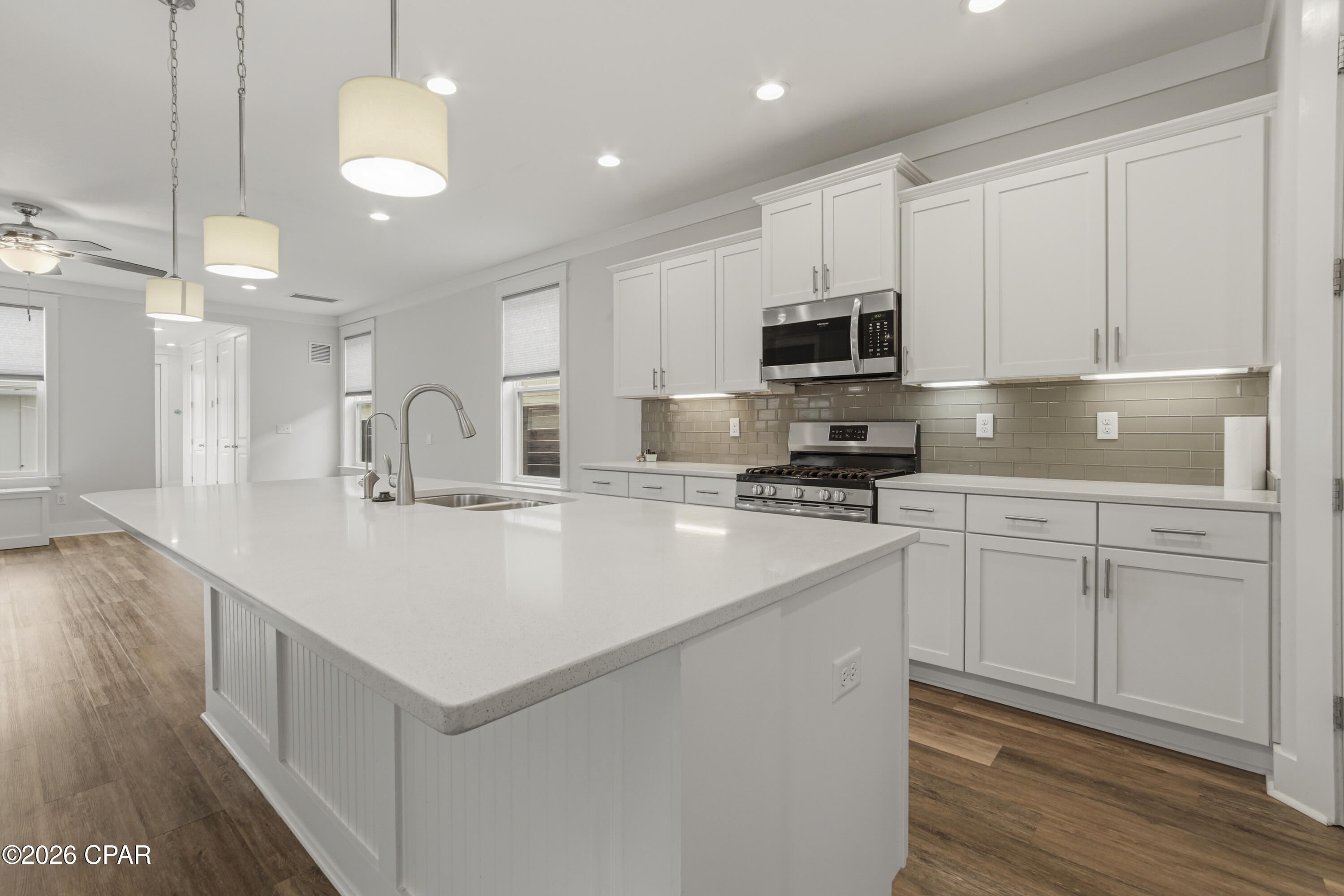 1816 Discovery Loop