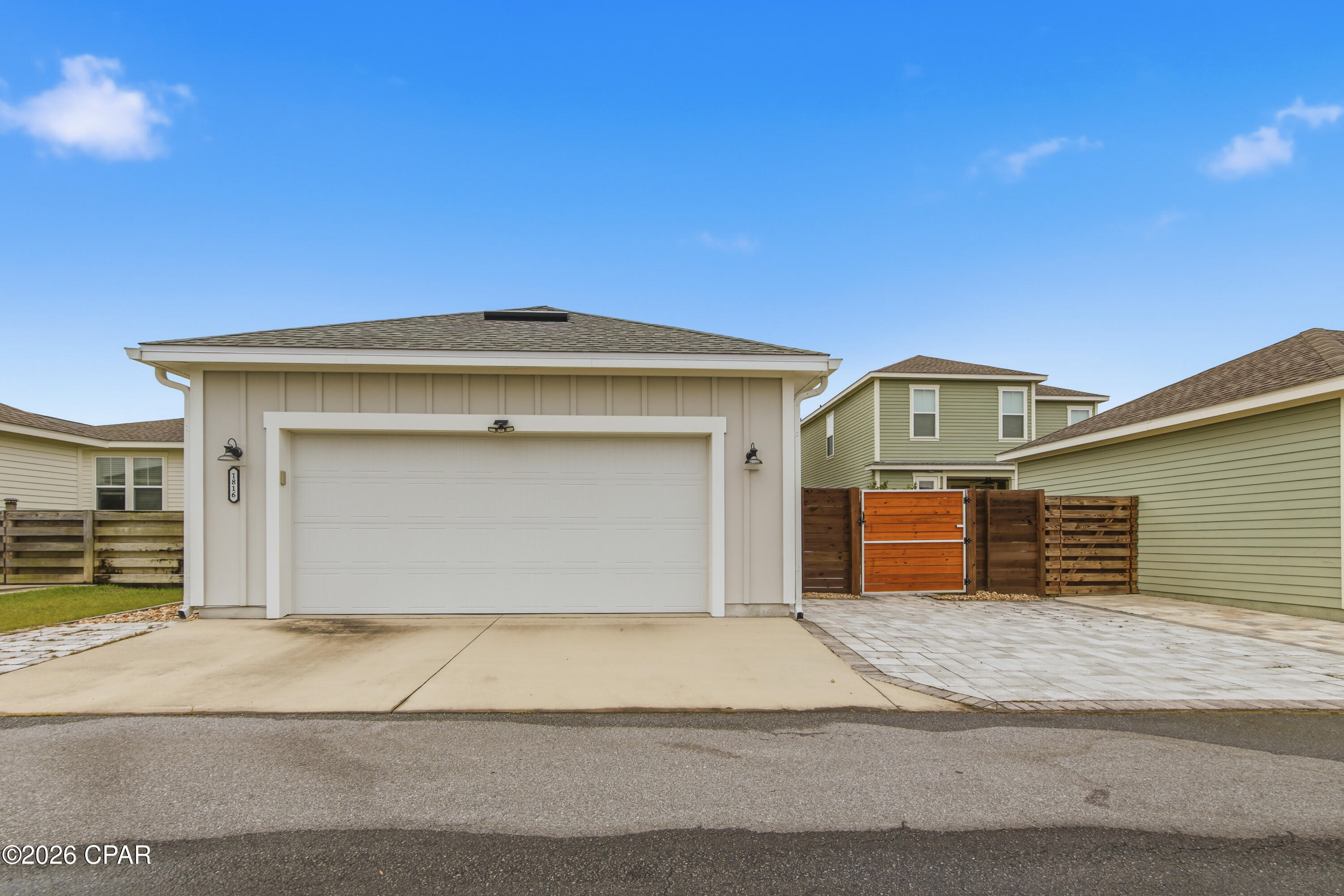 1816 Discovery Loop