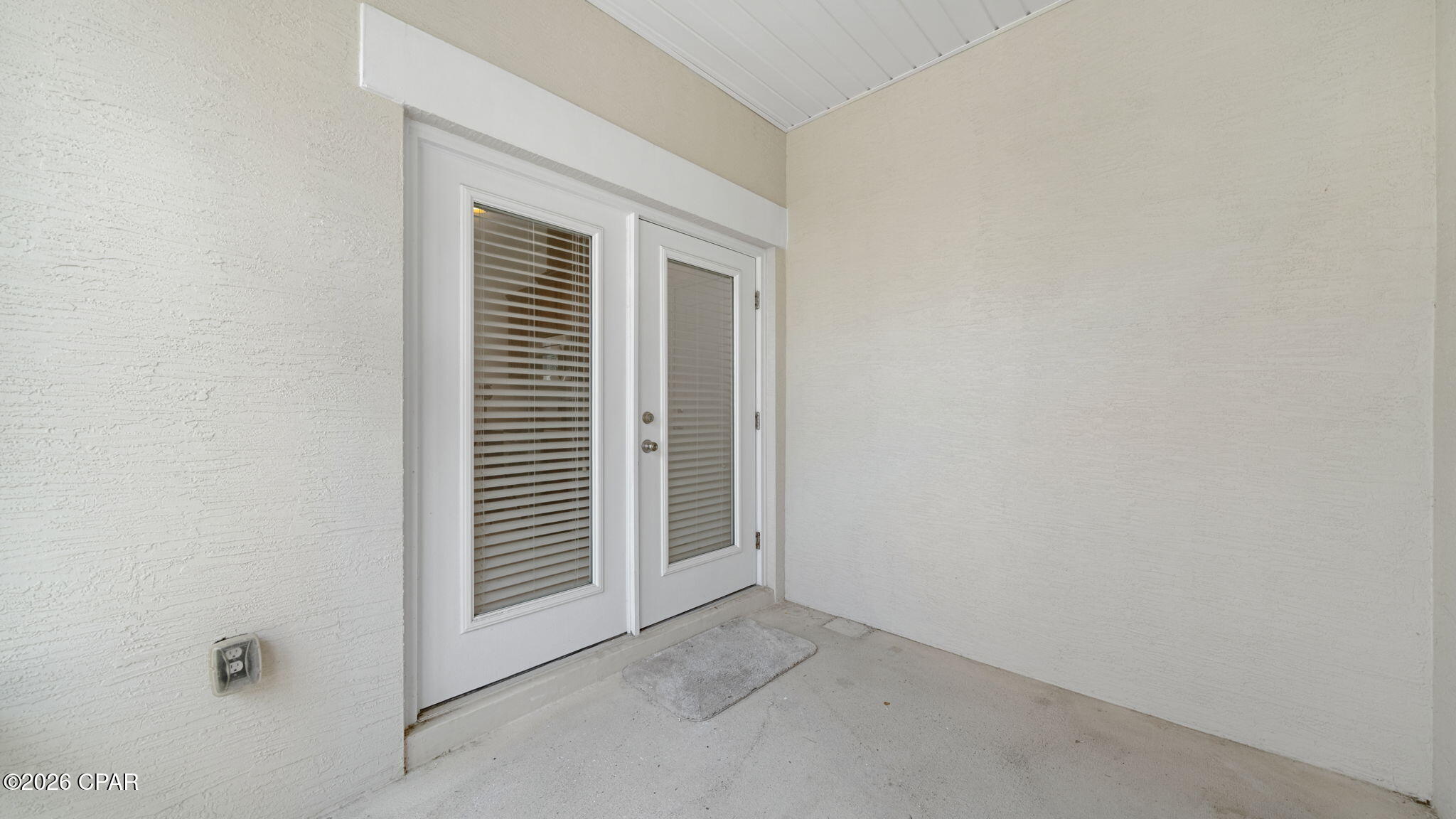 112 Sand Oak Boulevard
