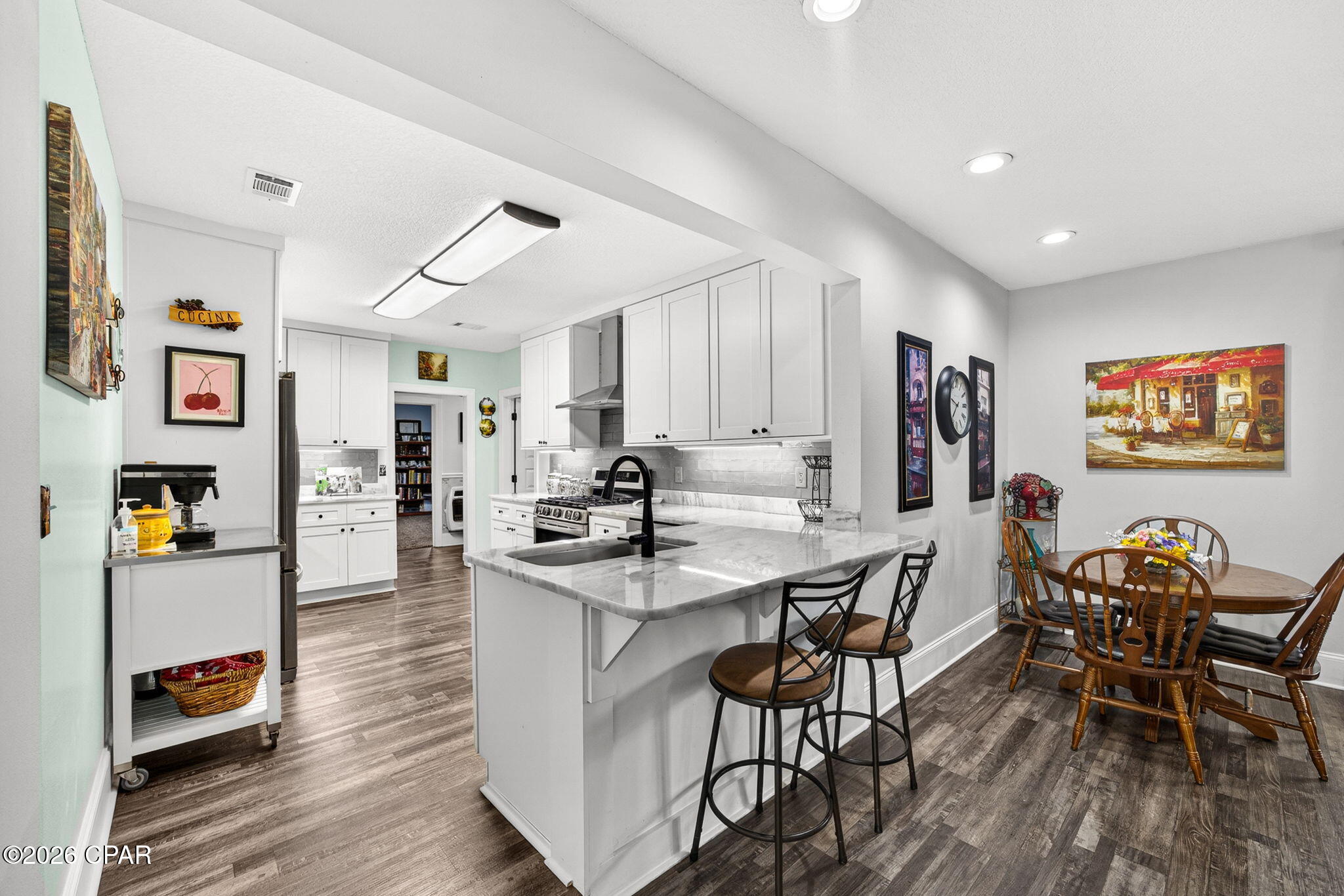 700 2nd Street