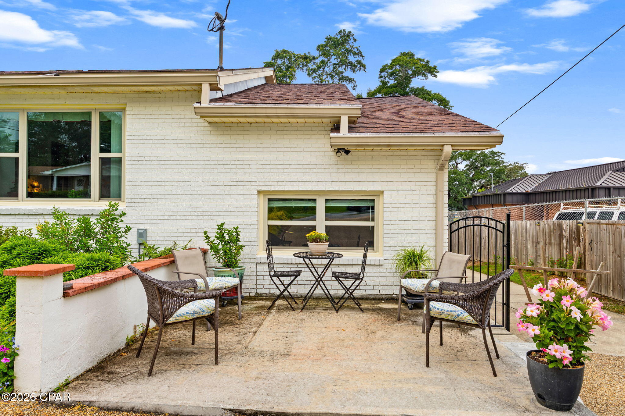 700 2nd Street