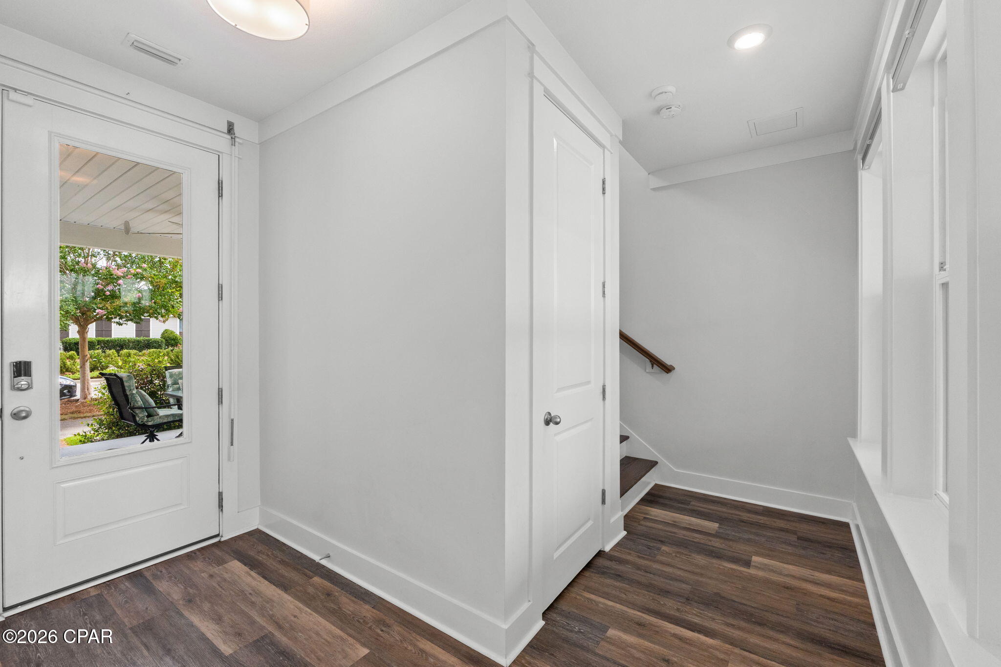 1816 Discovery Loop