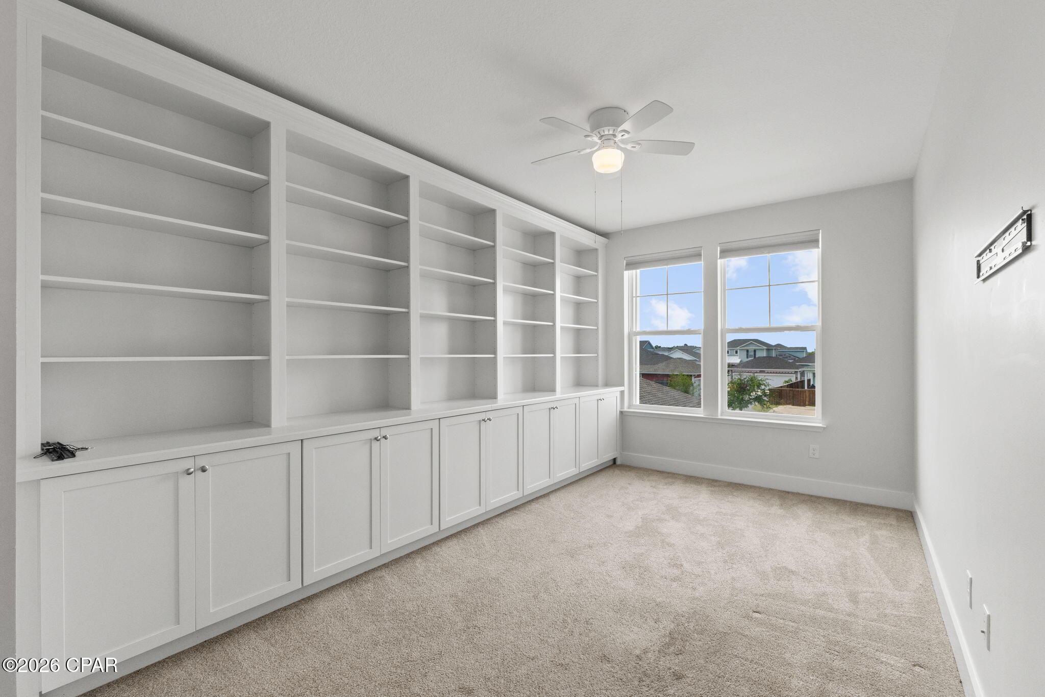 1816 Discovery Loop