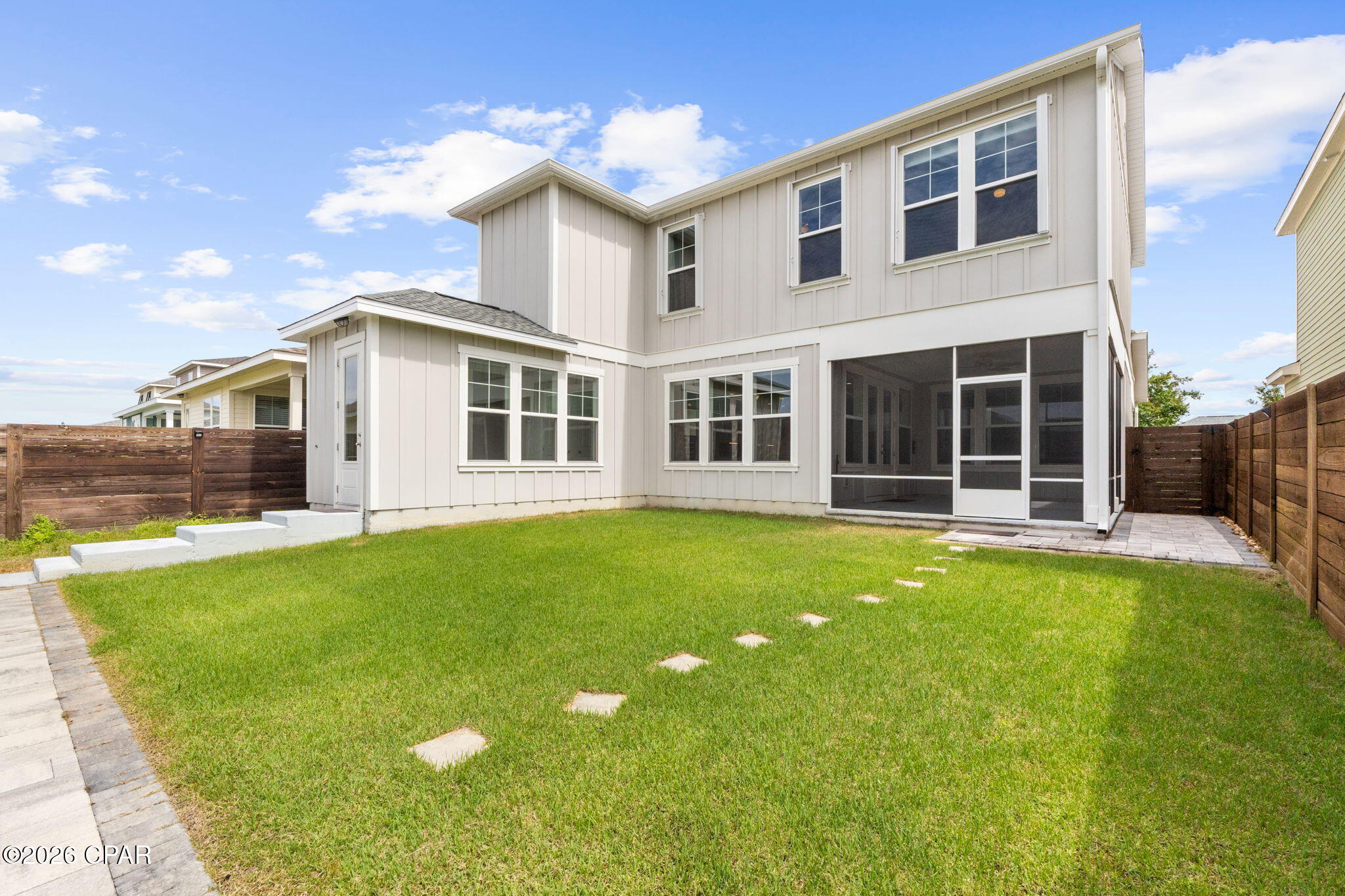 1816 Discovery Loop
