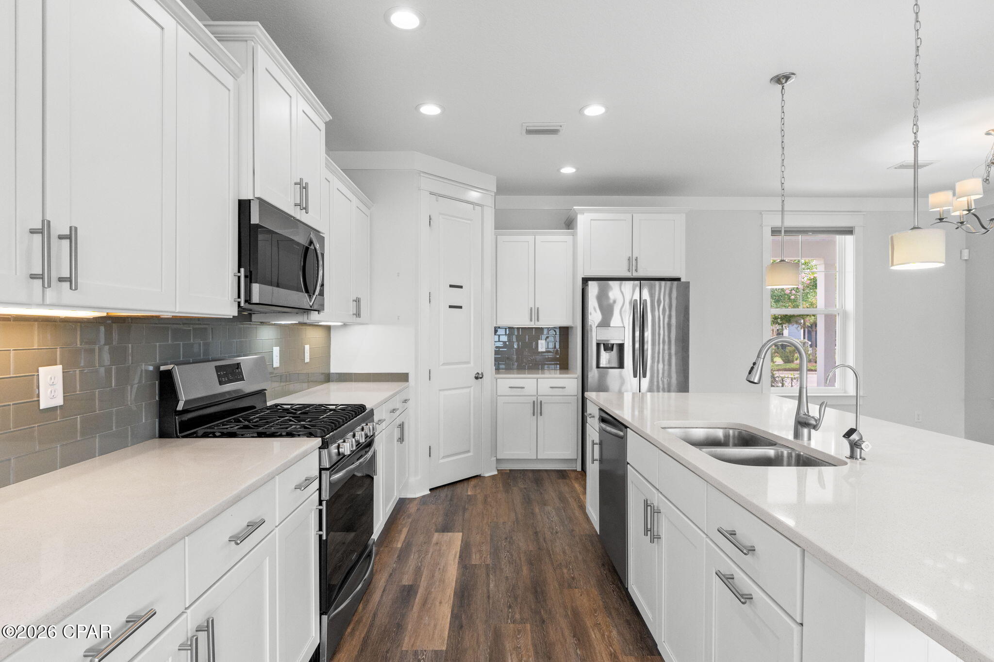 1816 Discovery Loop