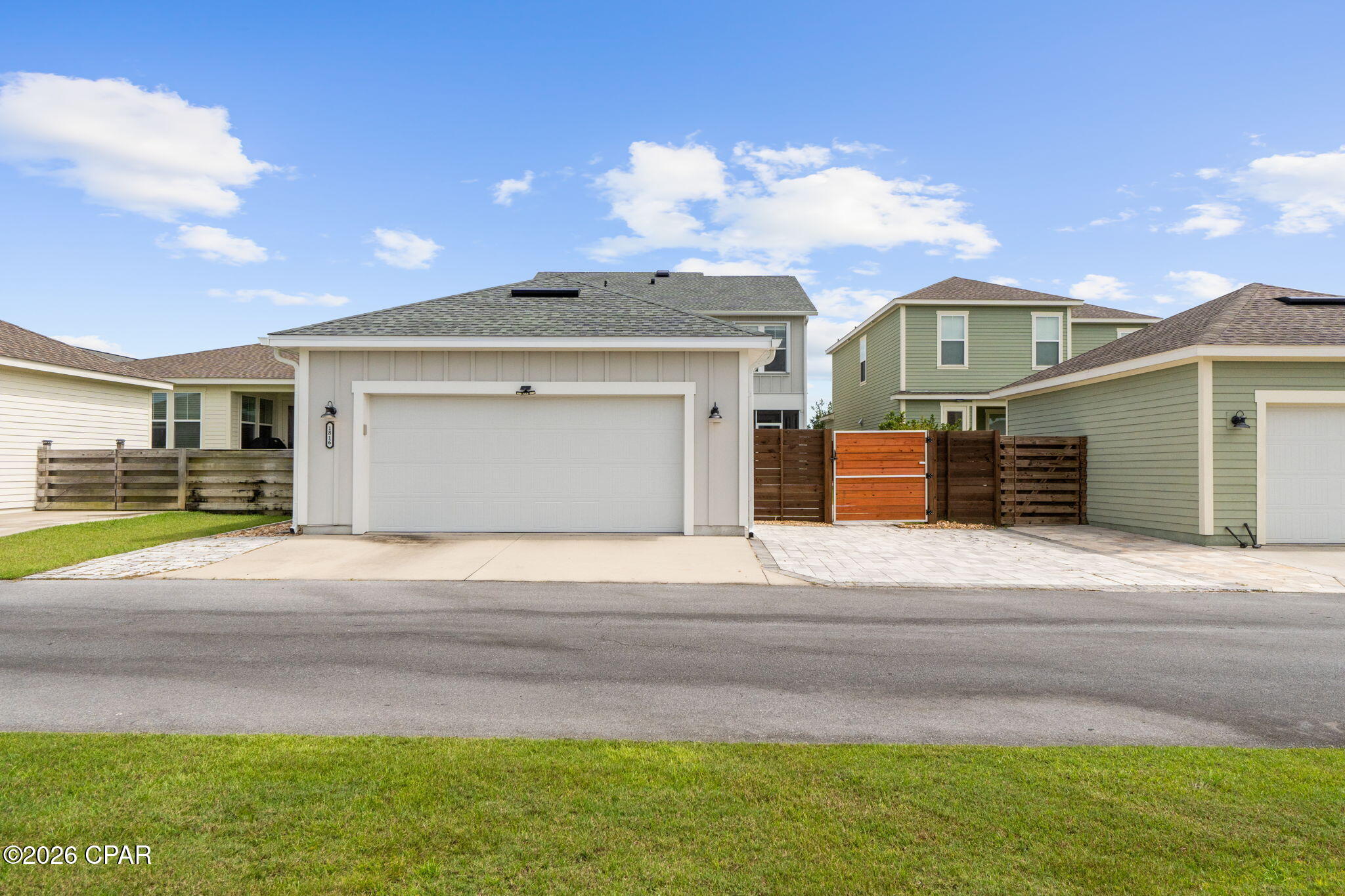 1816 Discovery Loop