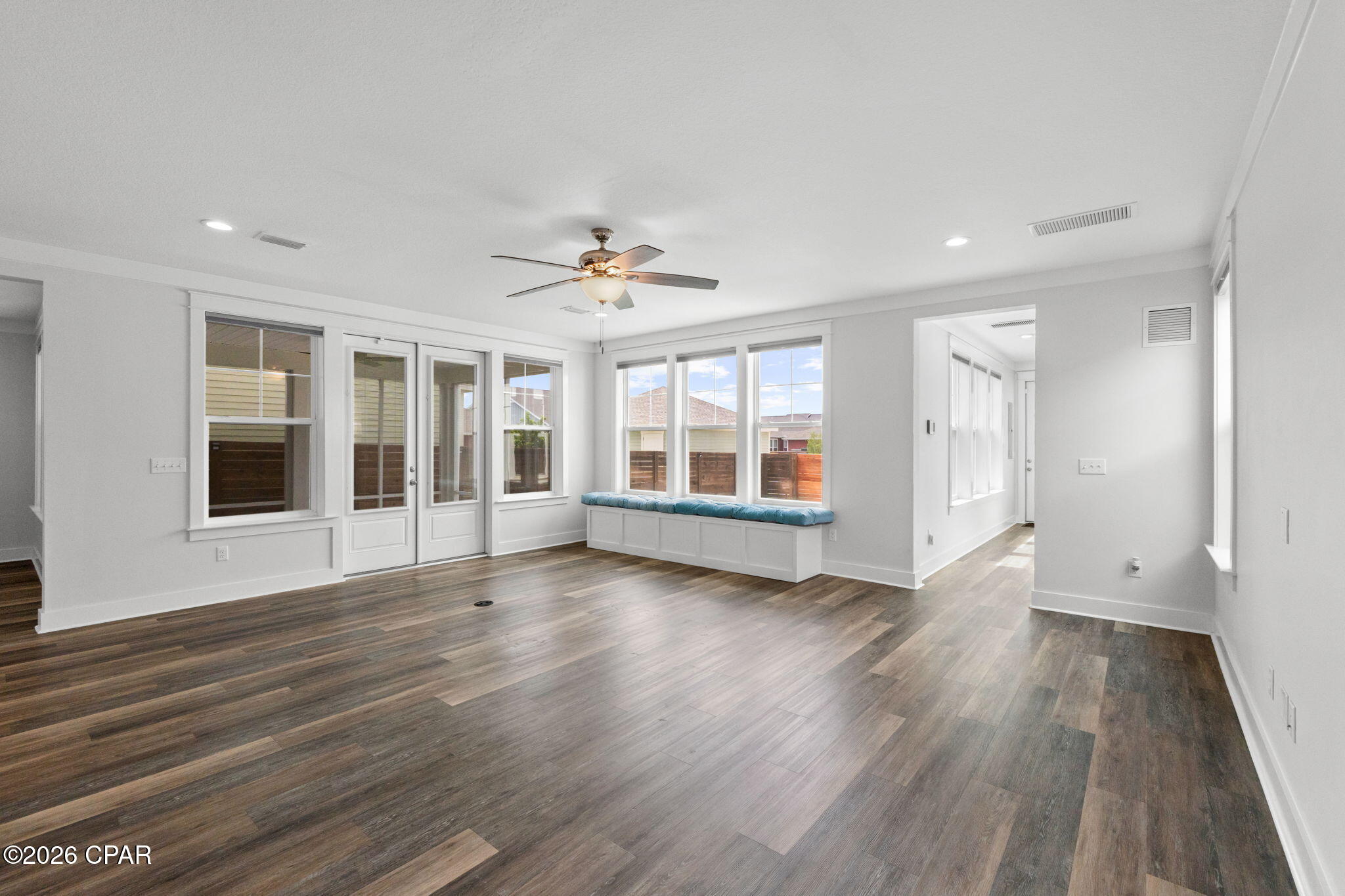 1816 Discovery Loop
