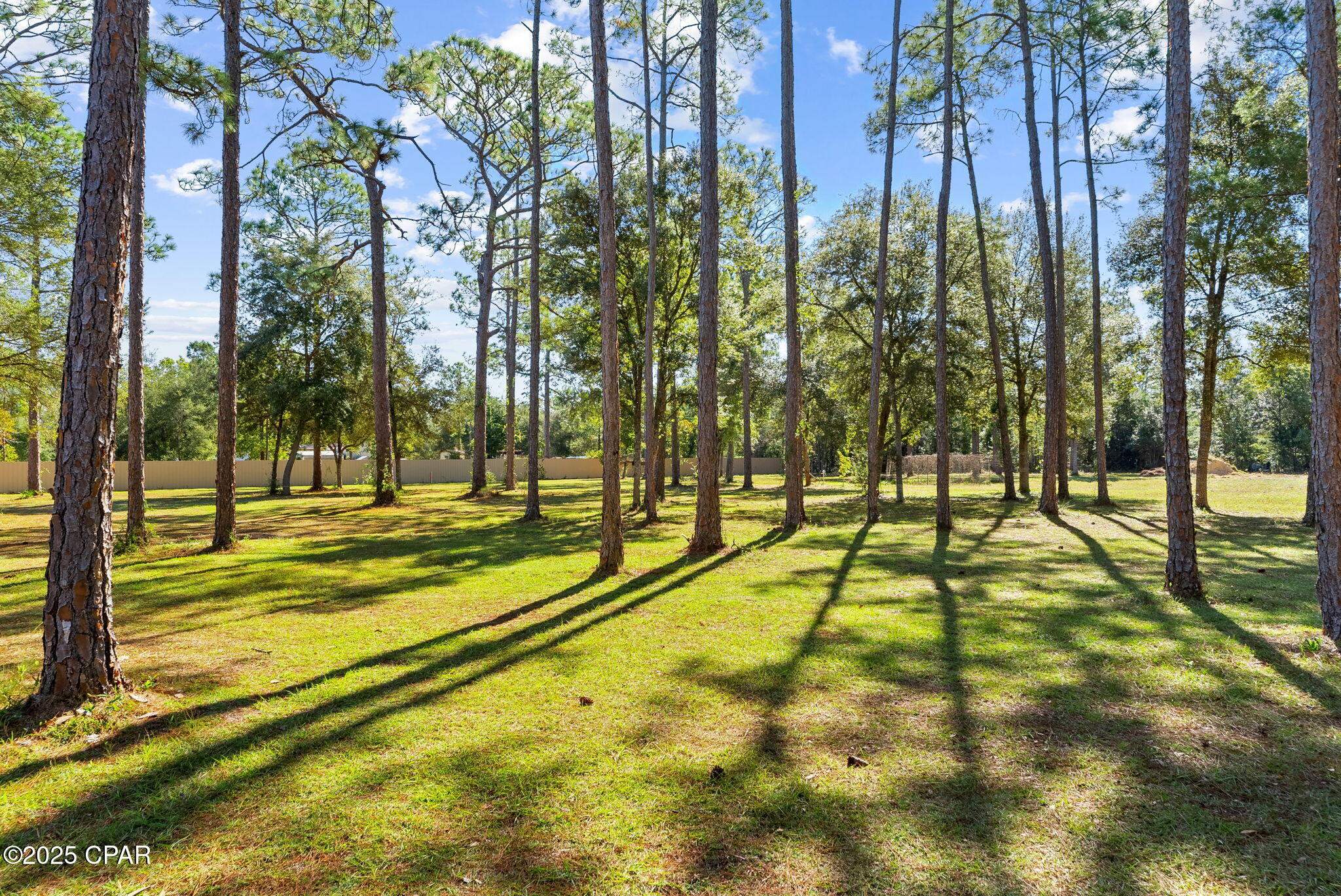 13816 Fiddlers Green Road
