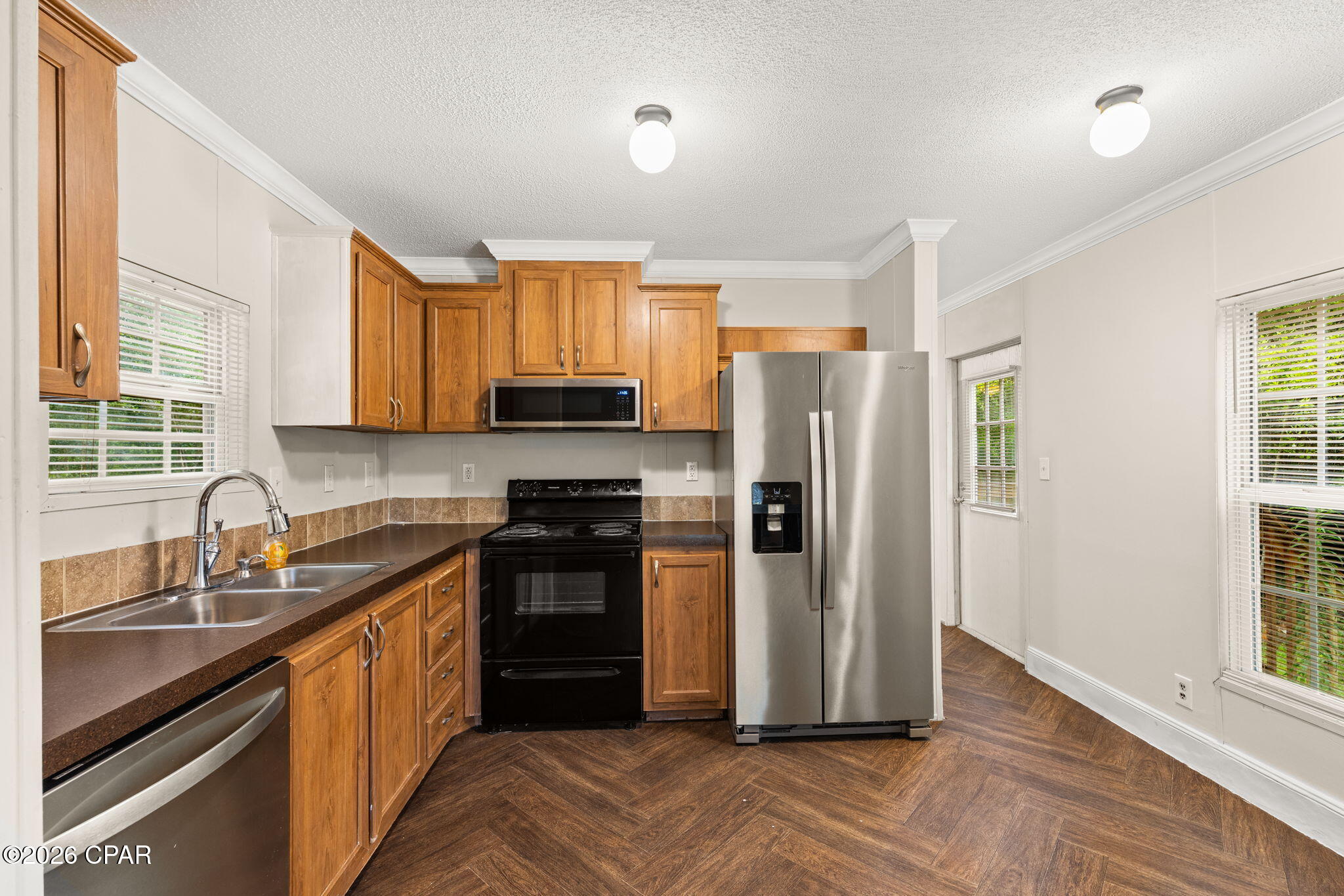 12128 Edgewood Road