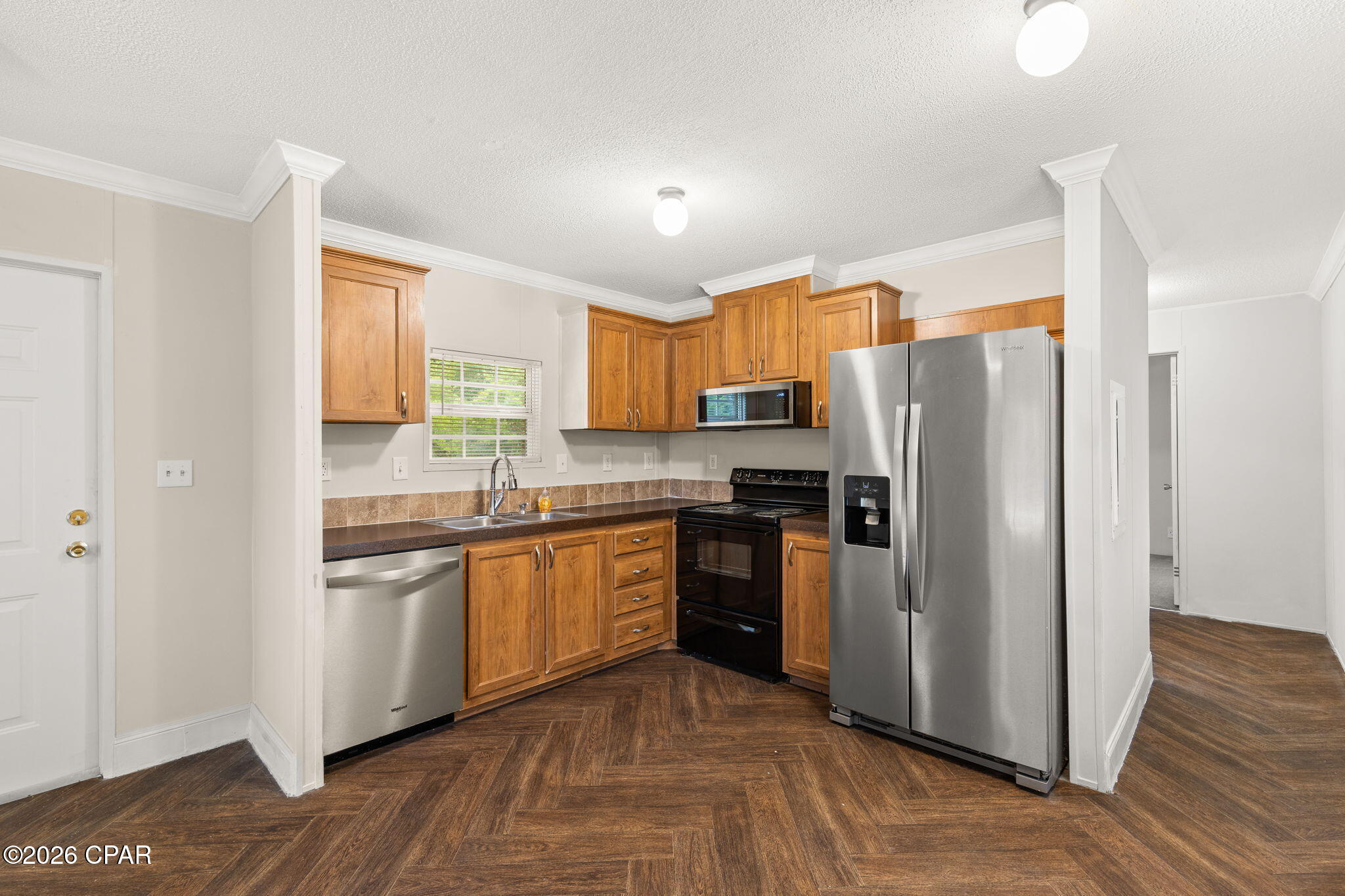 12128 Edgewood Road