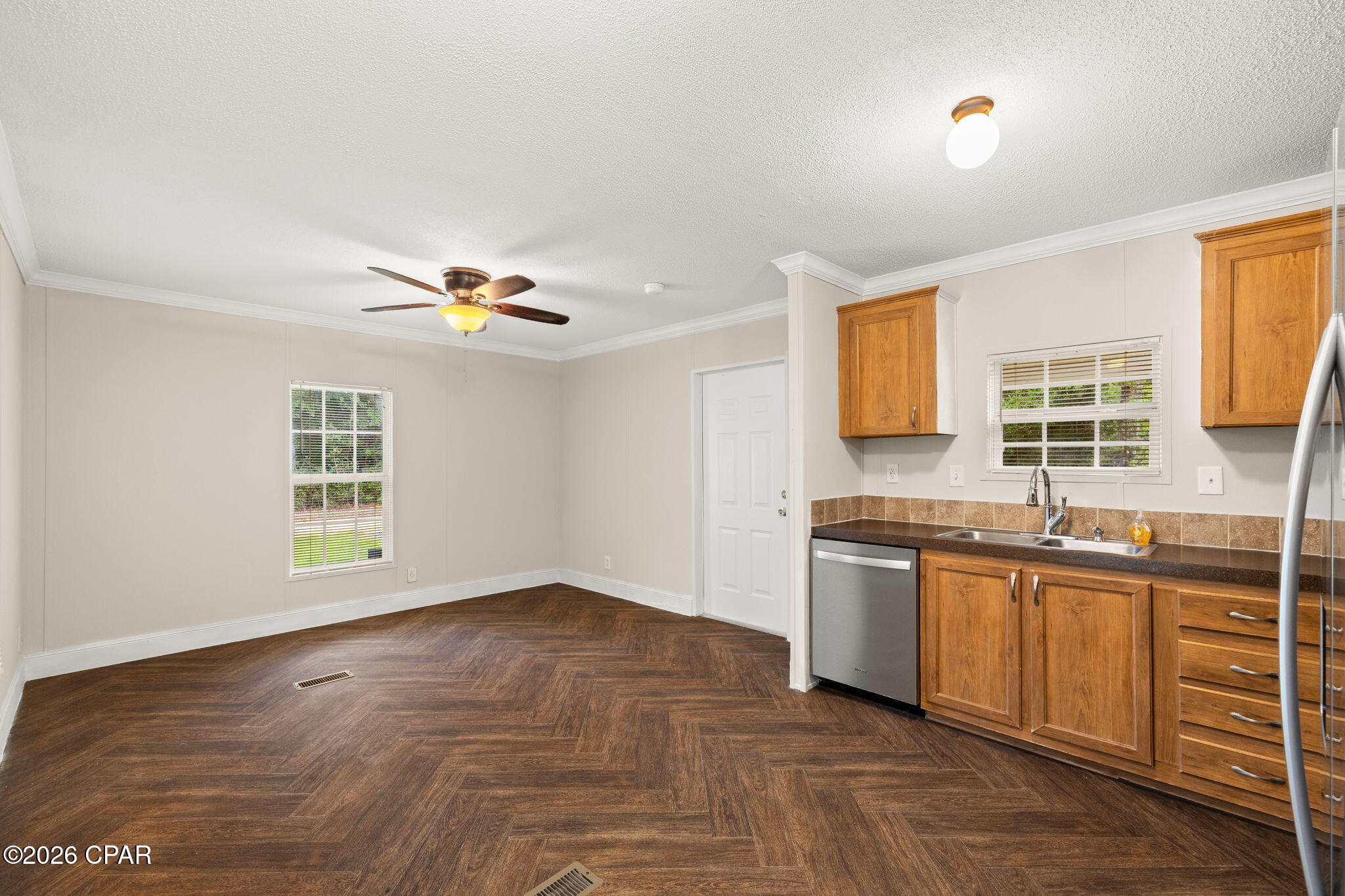 12128 Edgewood Road