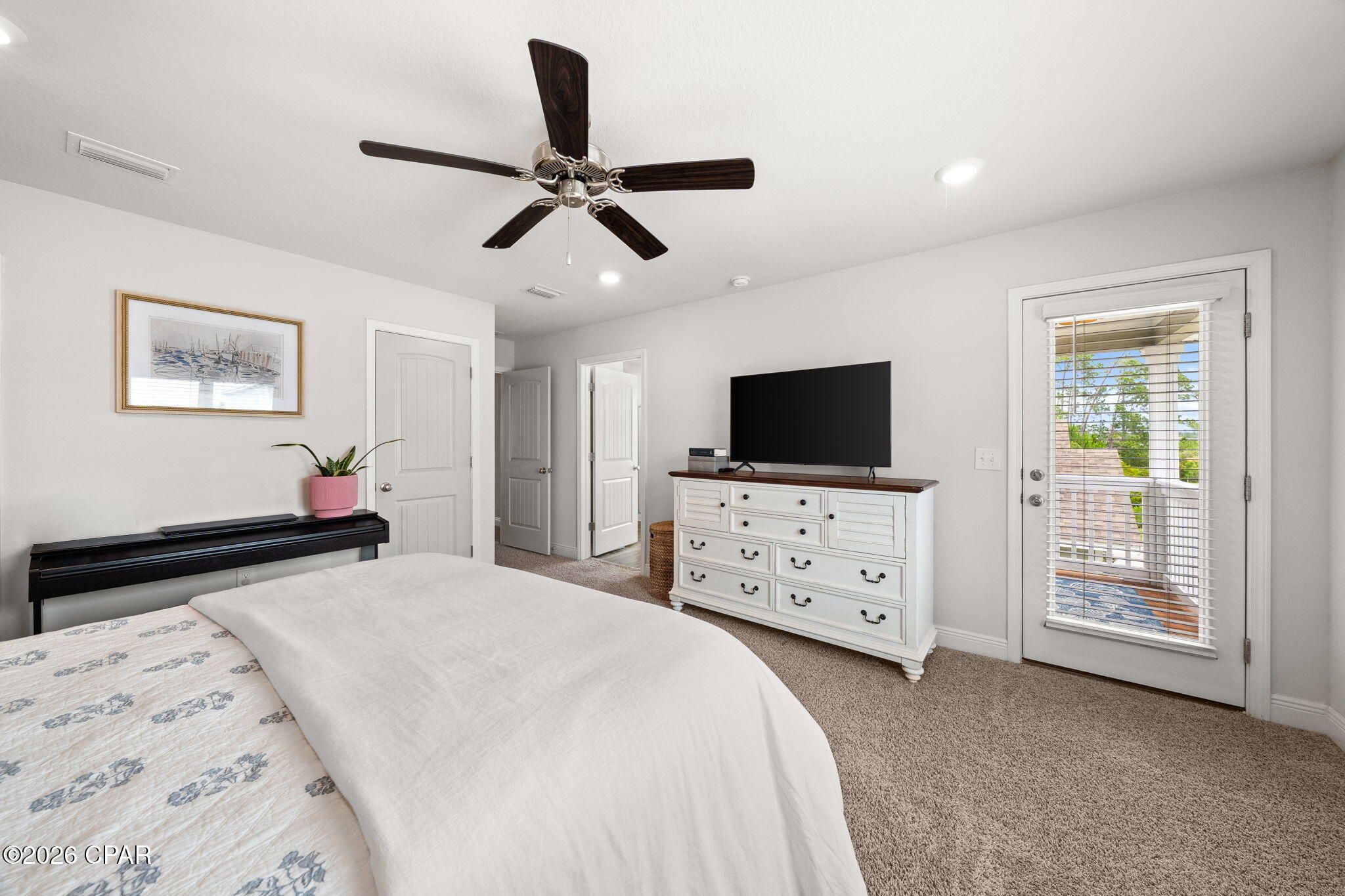 125 Carriage Road