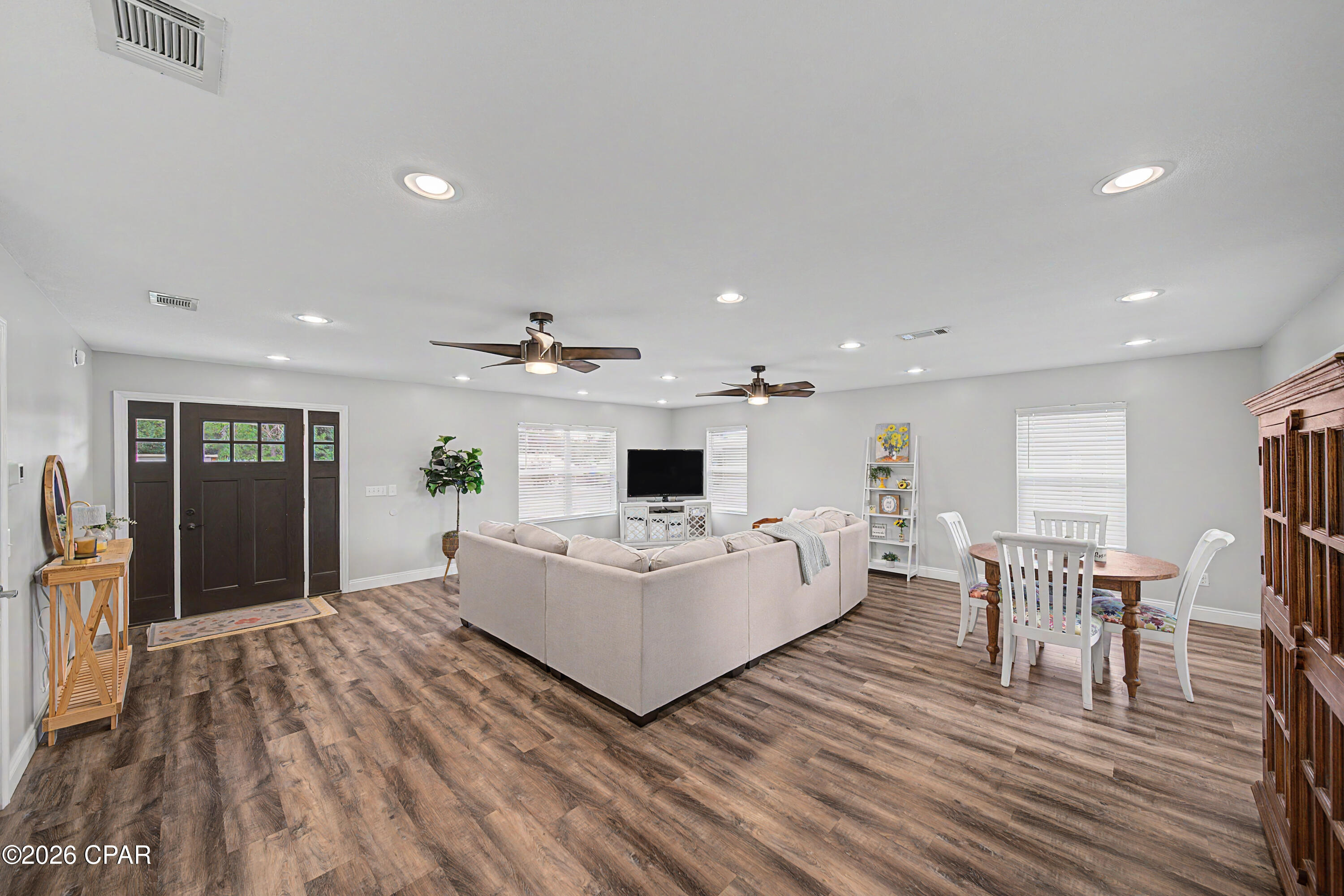 1807 Ulmer Lane