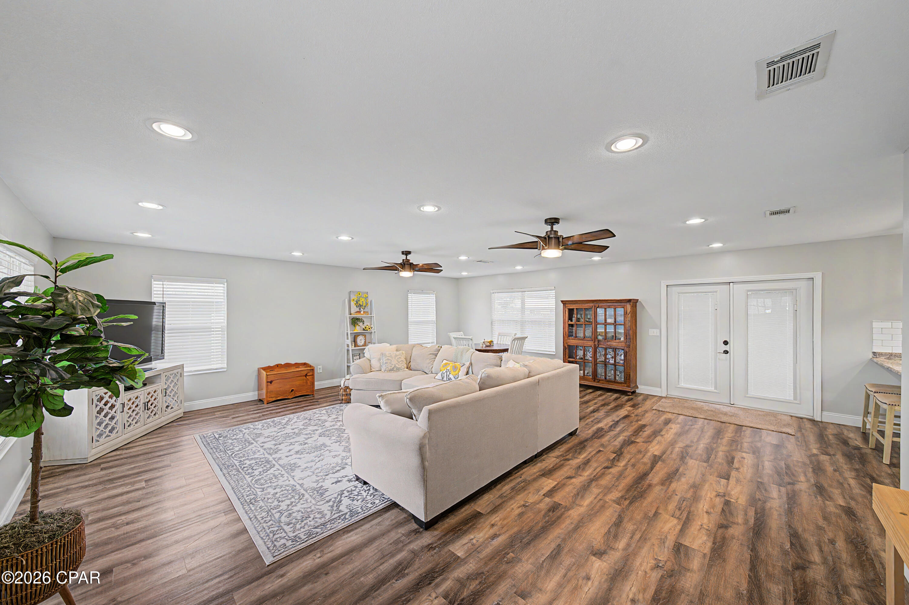 1807 Ulmer Lane
