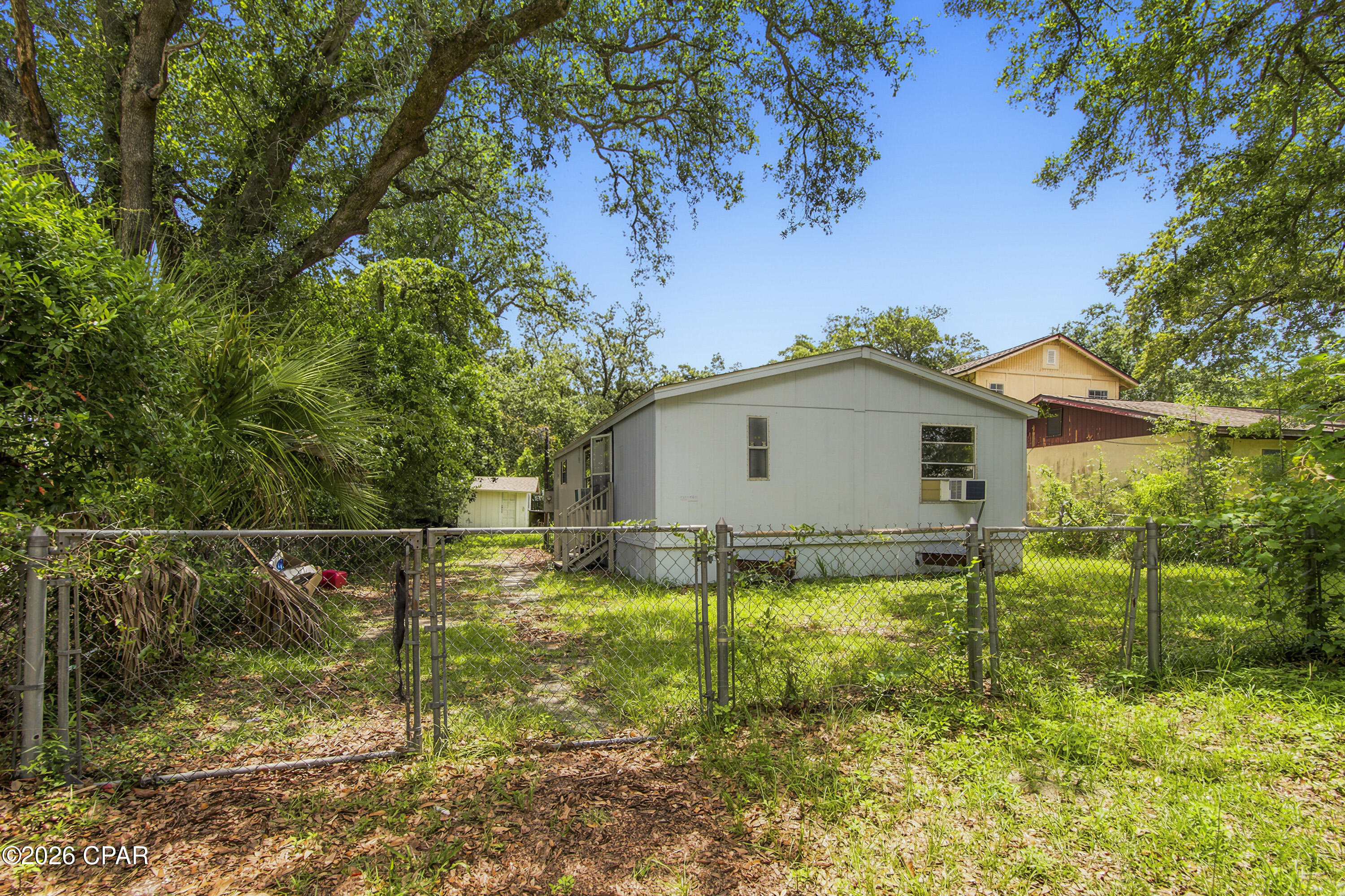 744 Sheffield Avenue