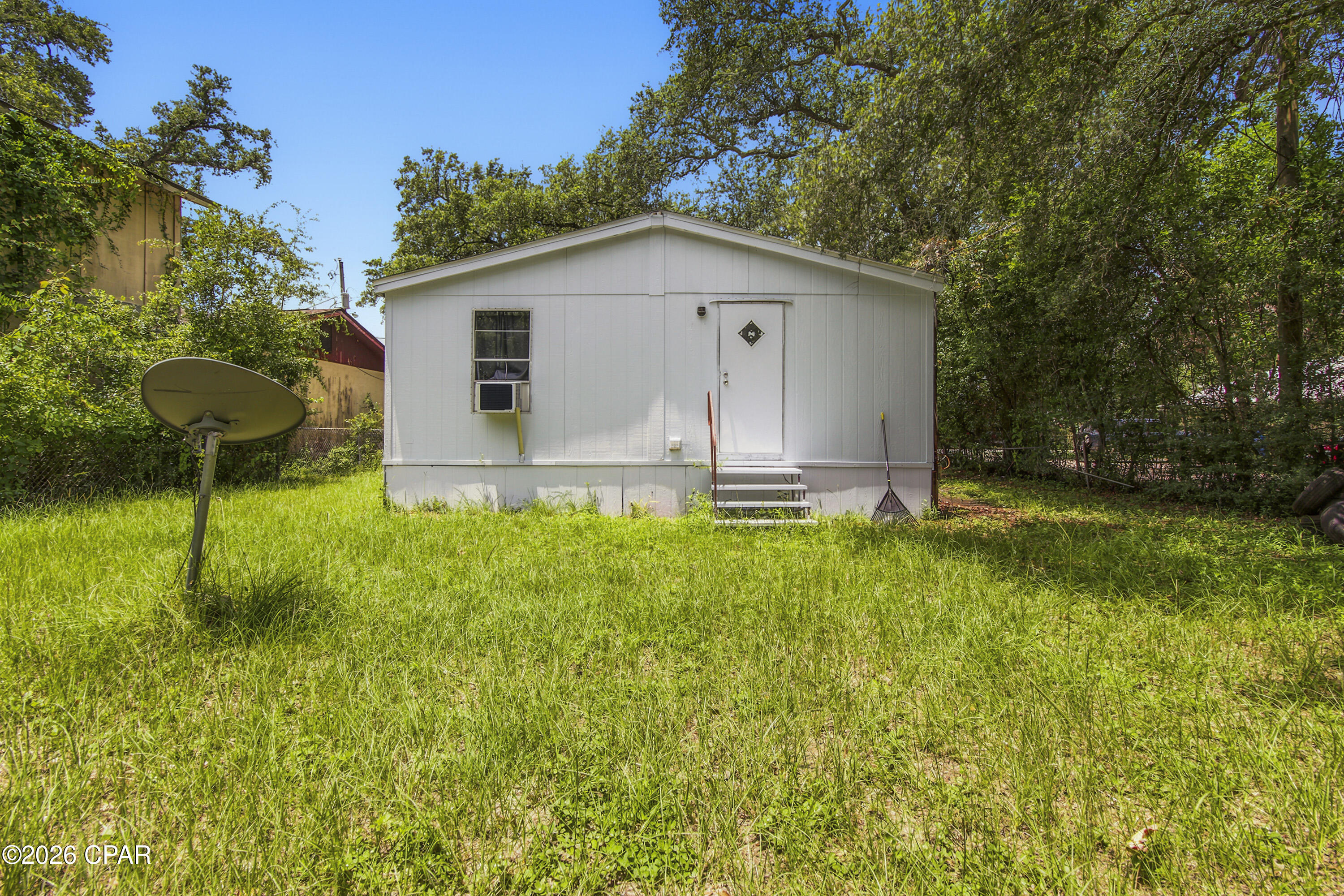 744 Sheffield Avenue