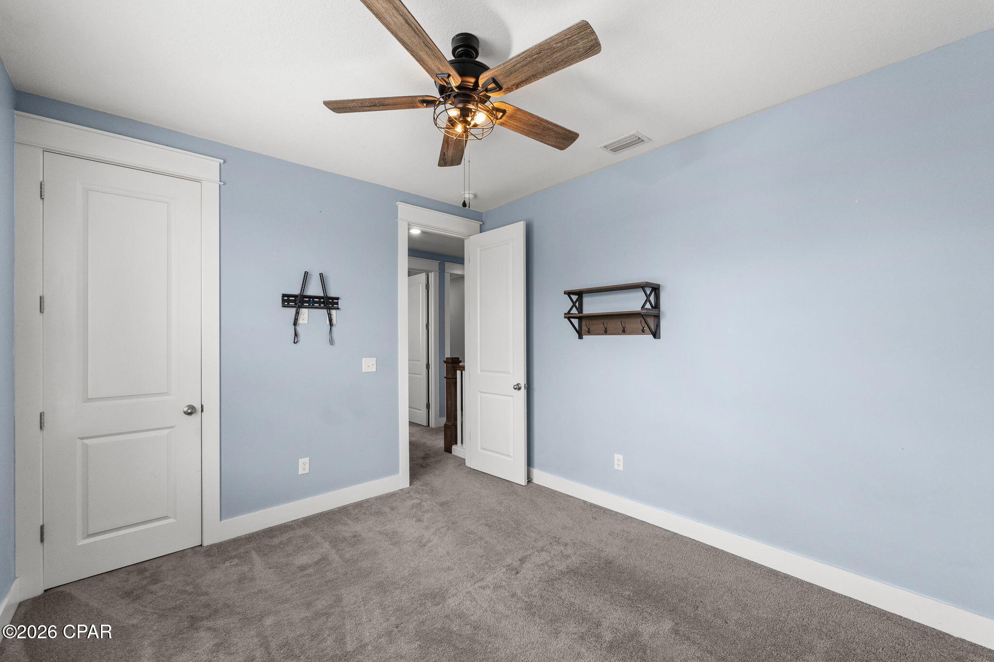 1416 Blackbird Court