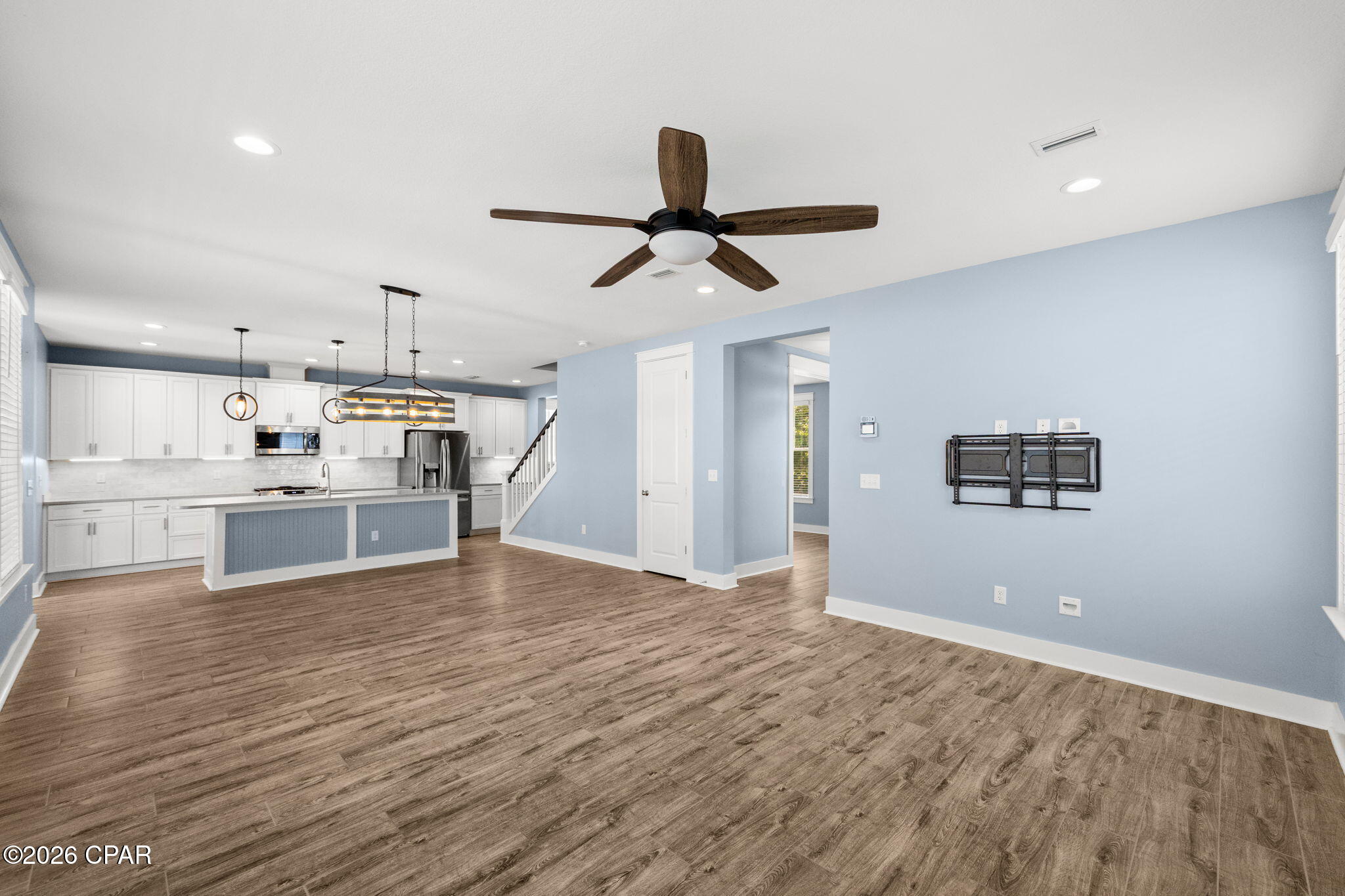 1416 Blackbird Court