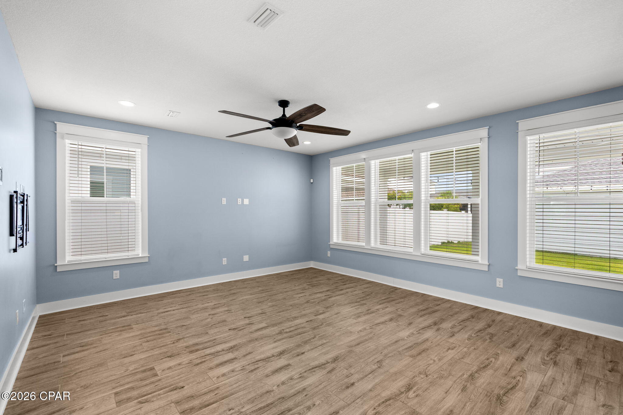 1416 Blackbird Court