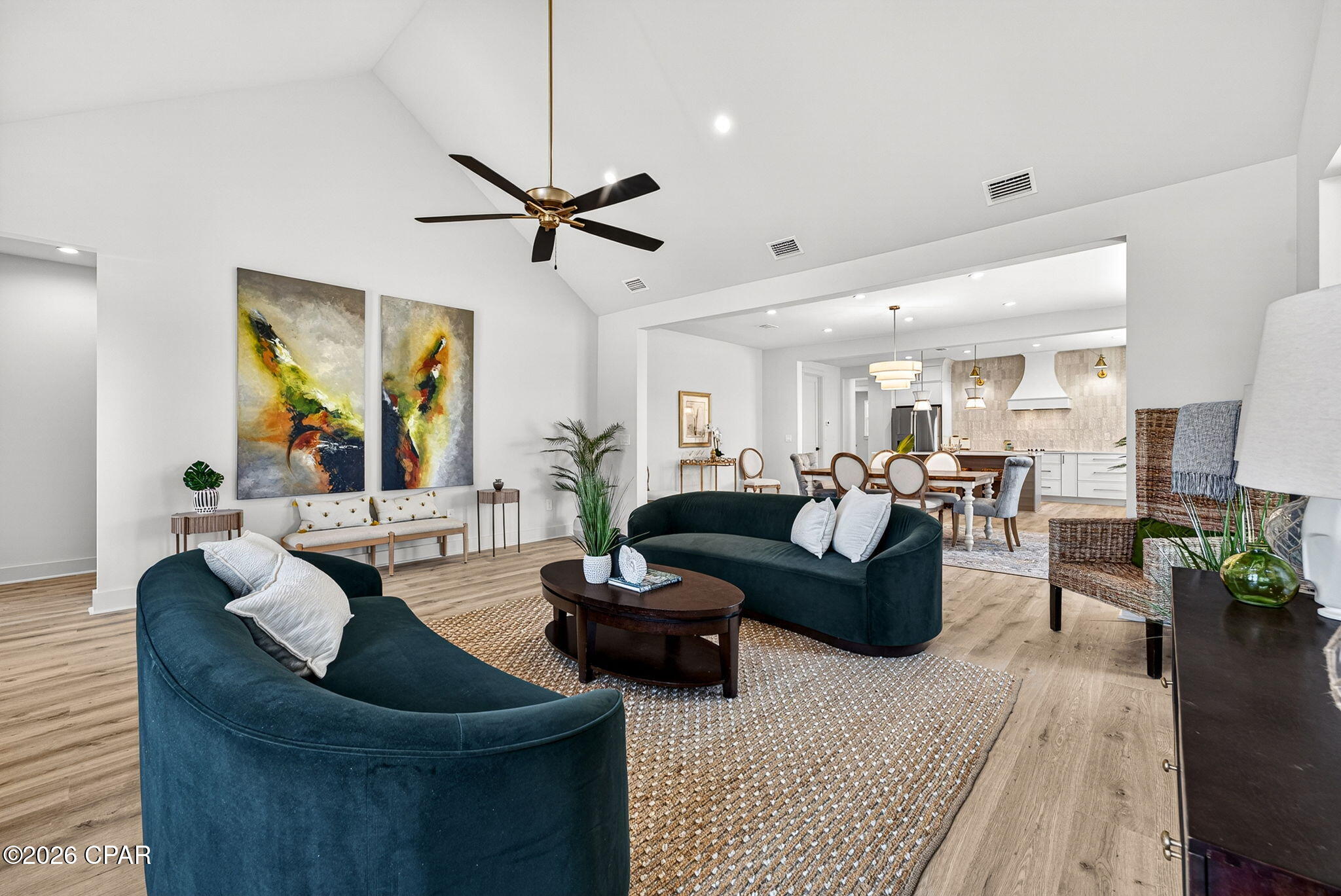 3116 Kings Drive