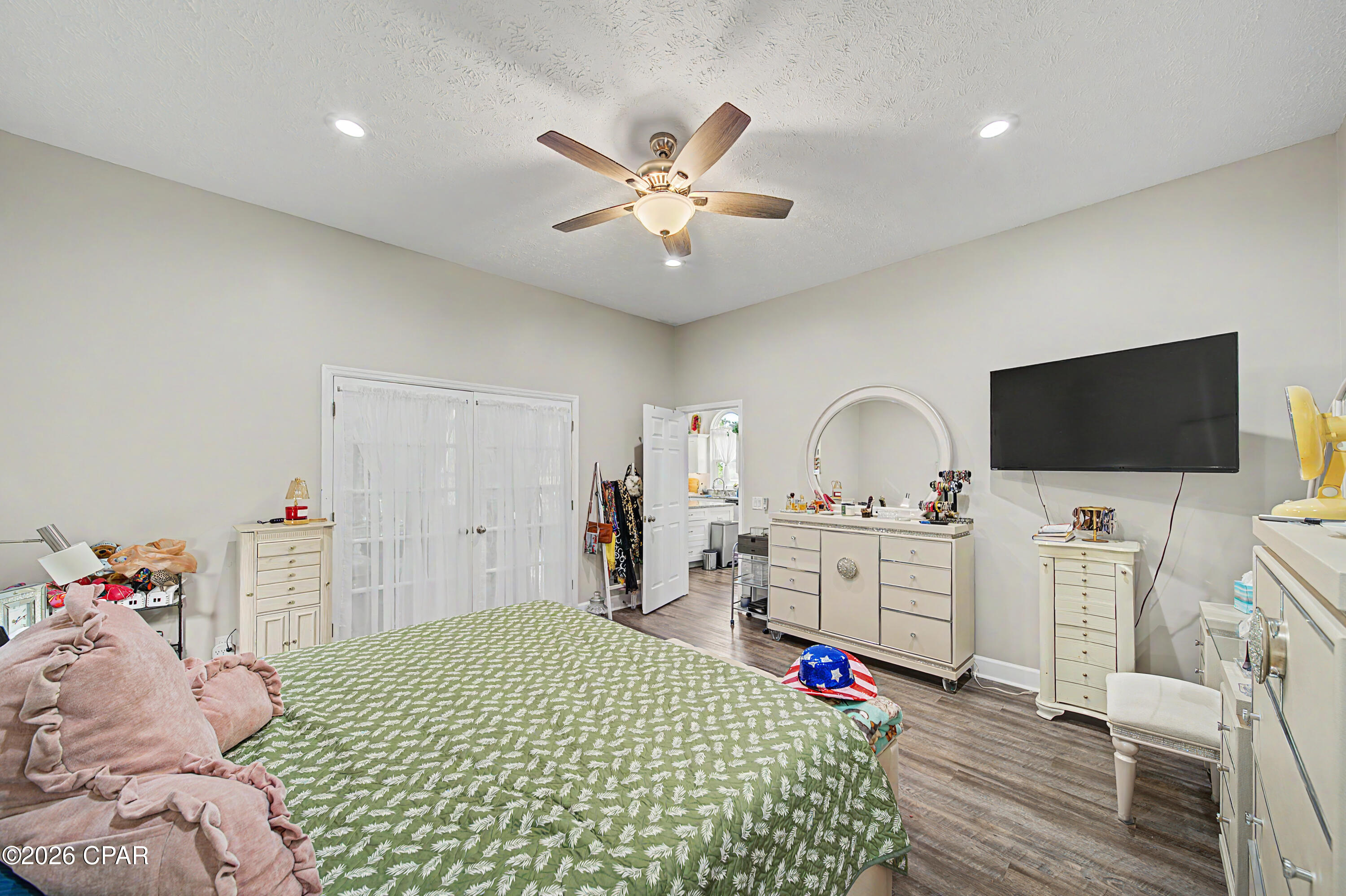 2601 Country Club Drive