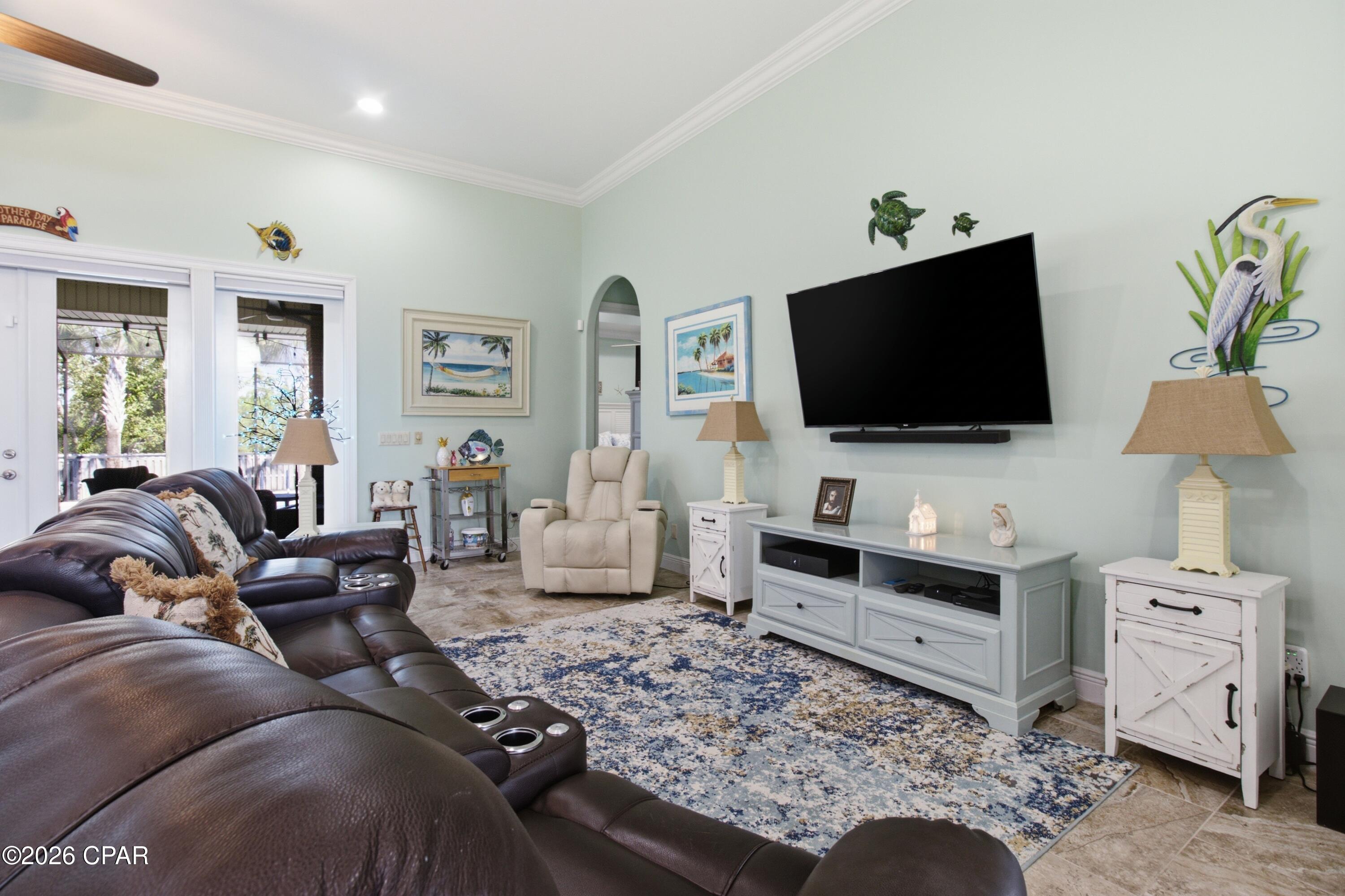 3410 Hillcrest Drive
