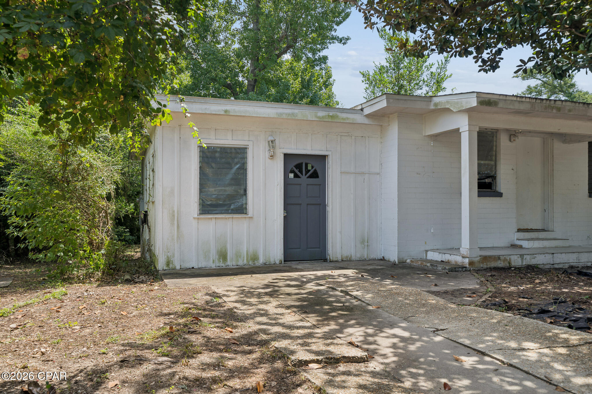 2208 Edgewood Drive