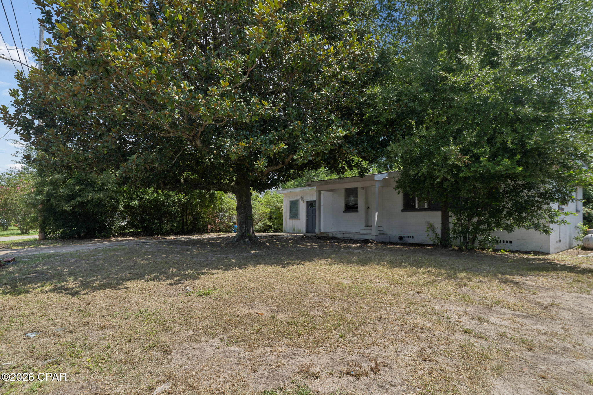 2208 Edgewood Drive