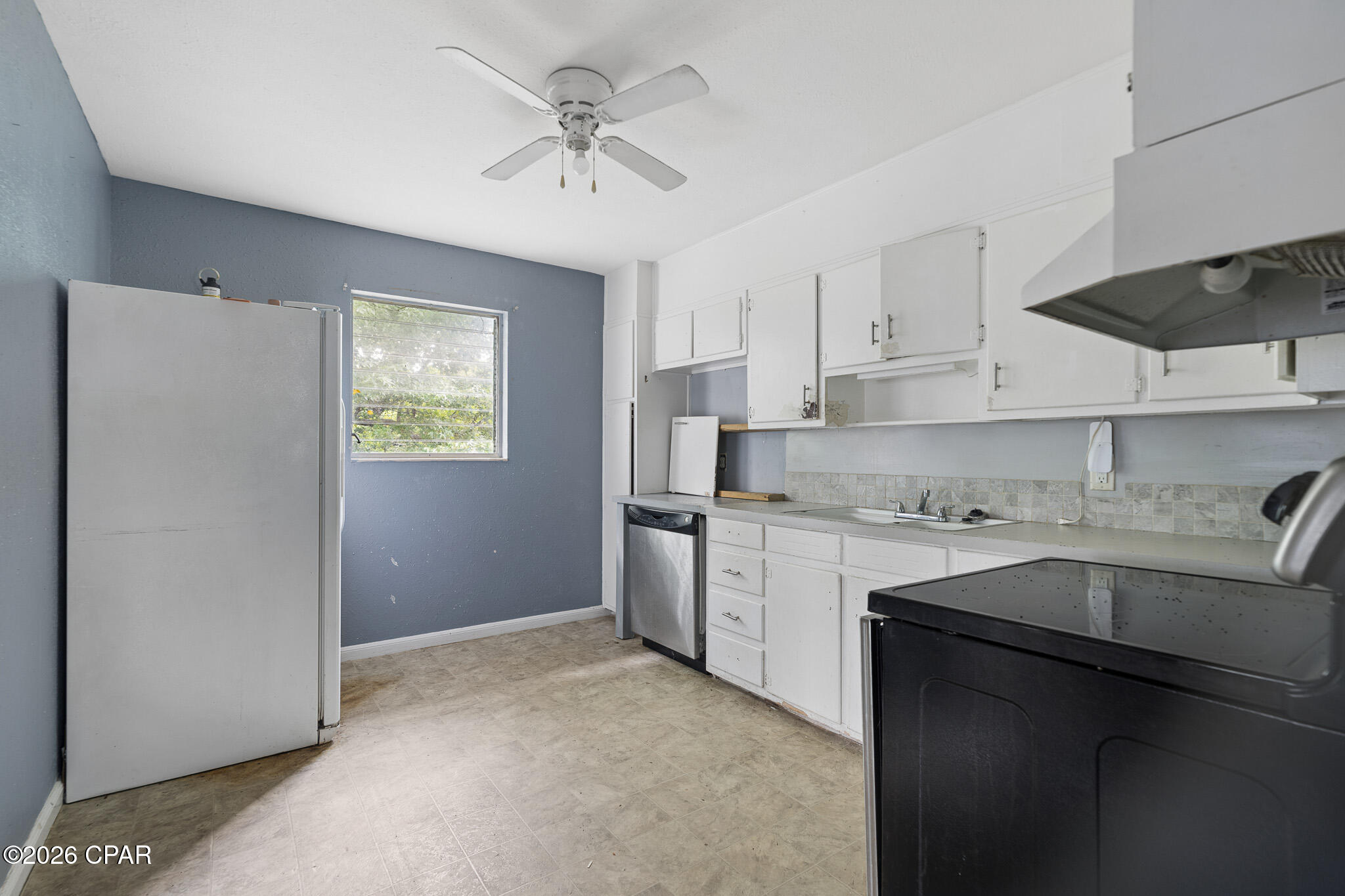 2208 Edgewood Drive