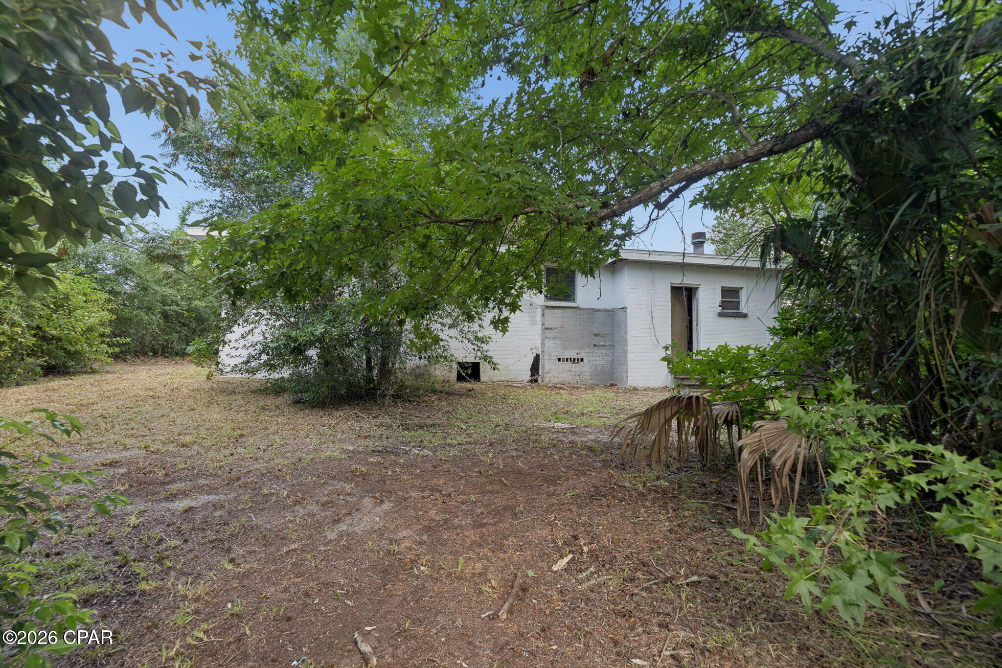 2208 Edgewood Drive
