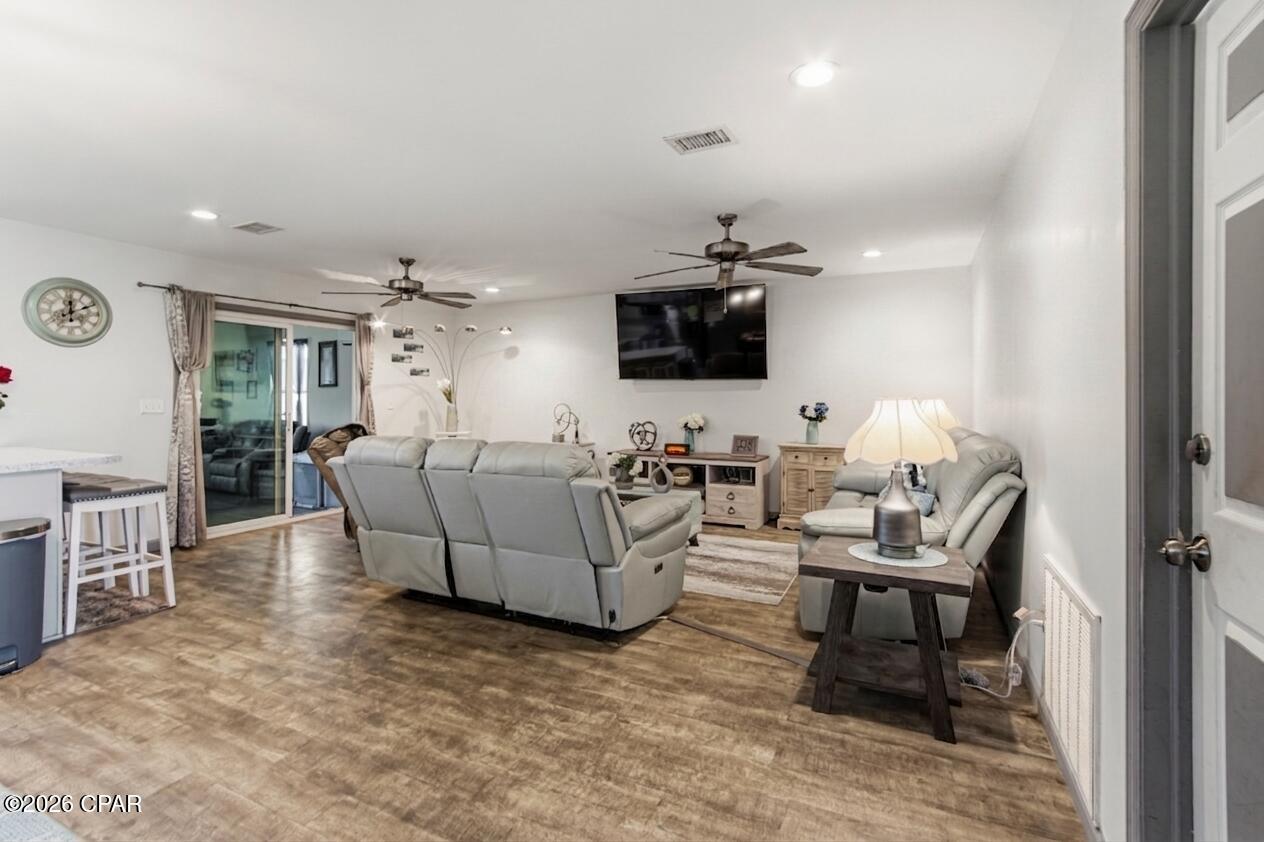 7556 Kelsey Drive