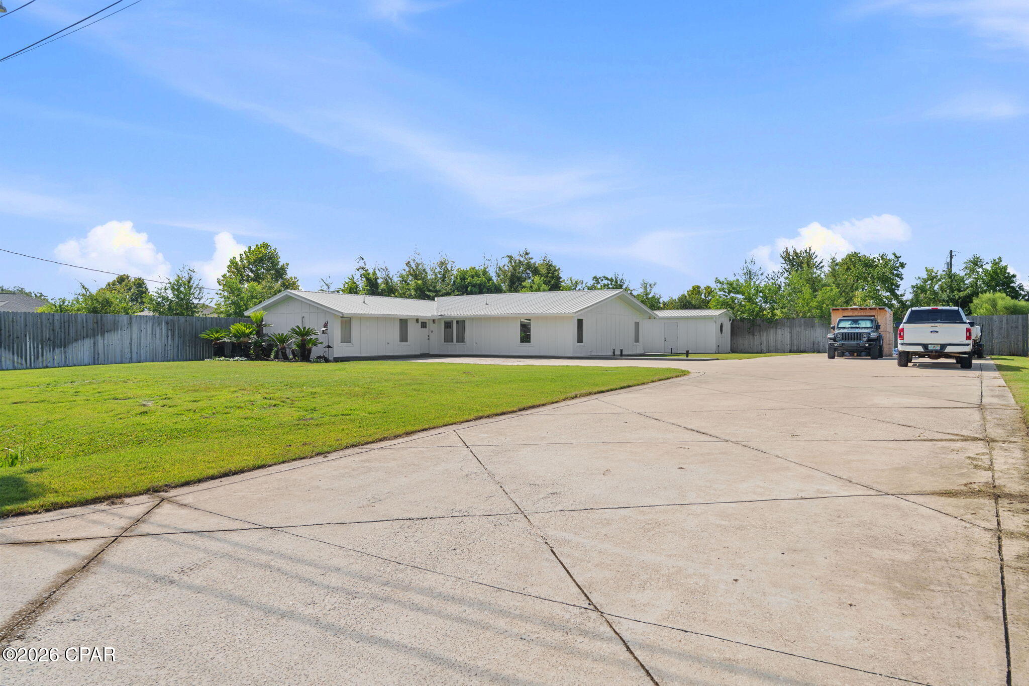 2638 E 40th Plaza