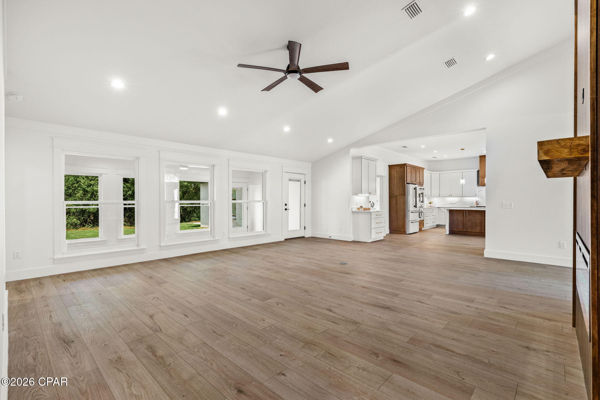 305 Wood Trail