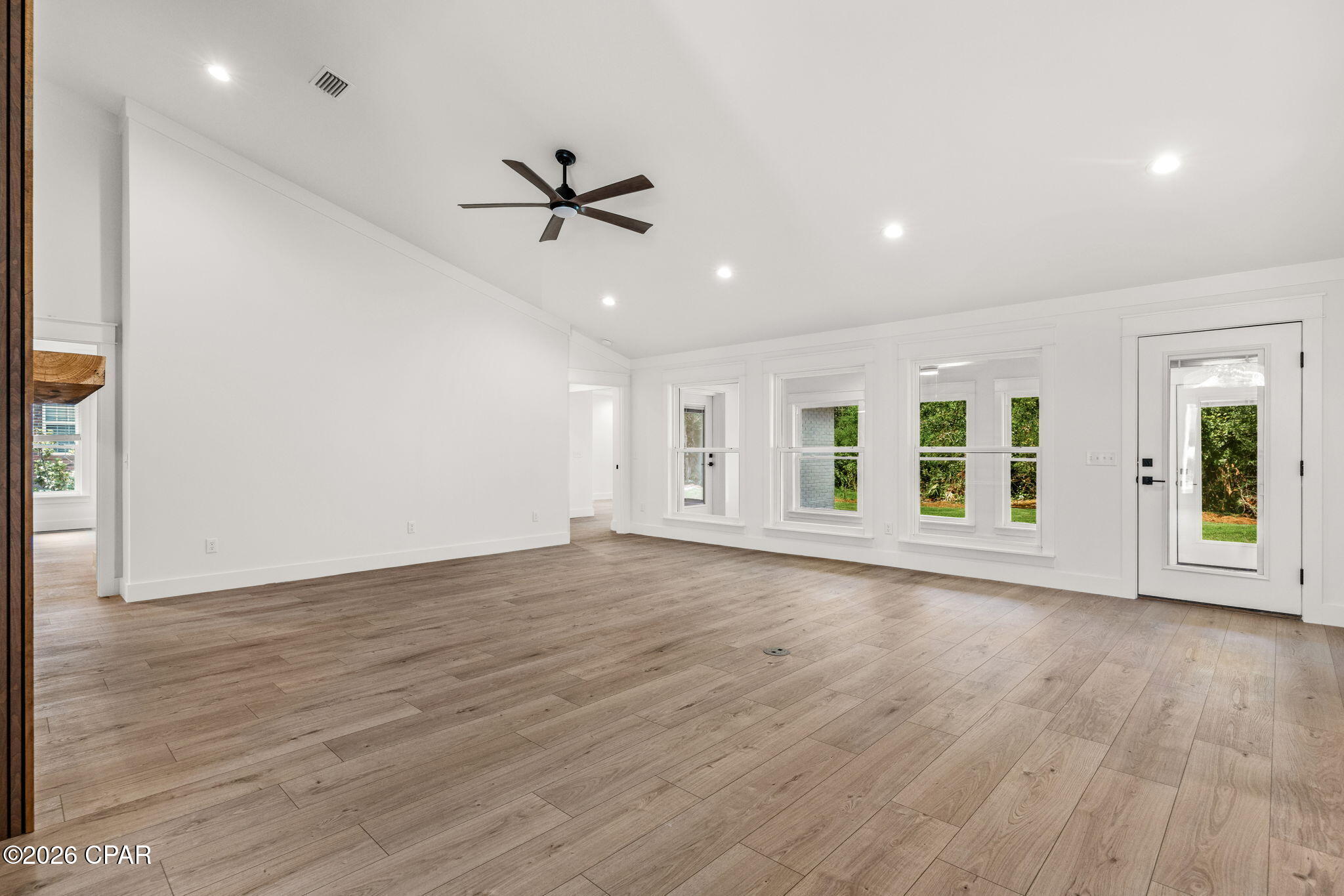 305 Wood Trail