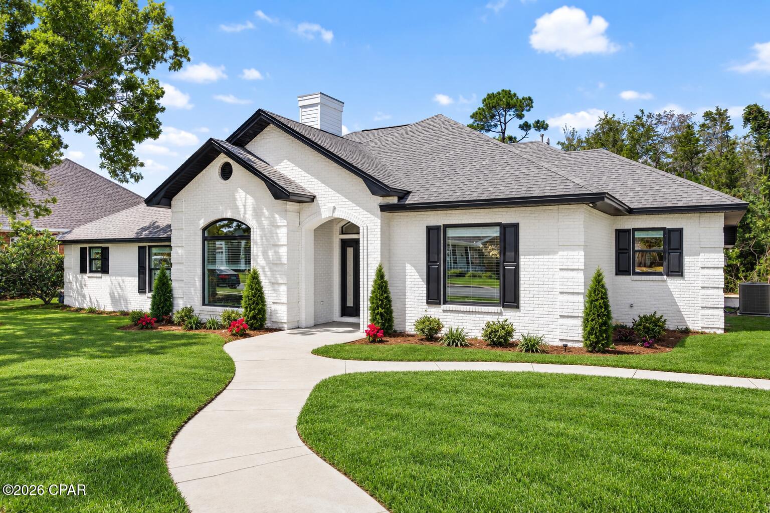 305 Wood Trail