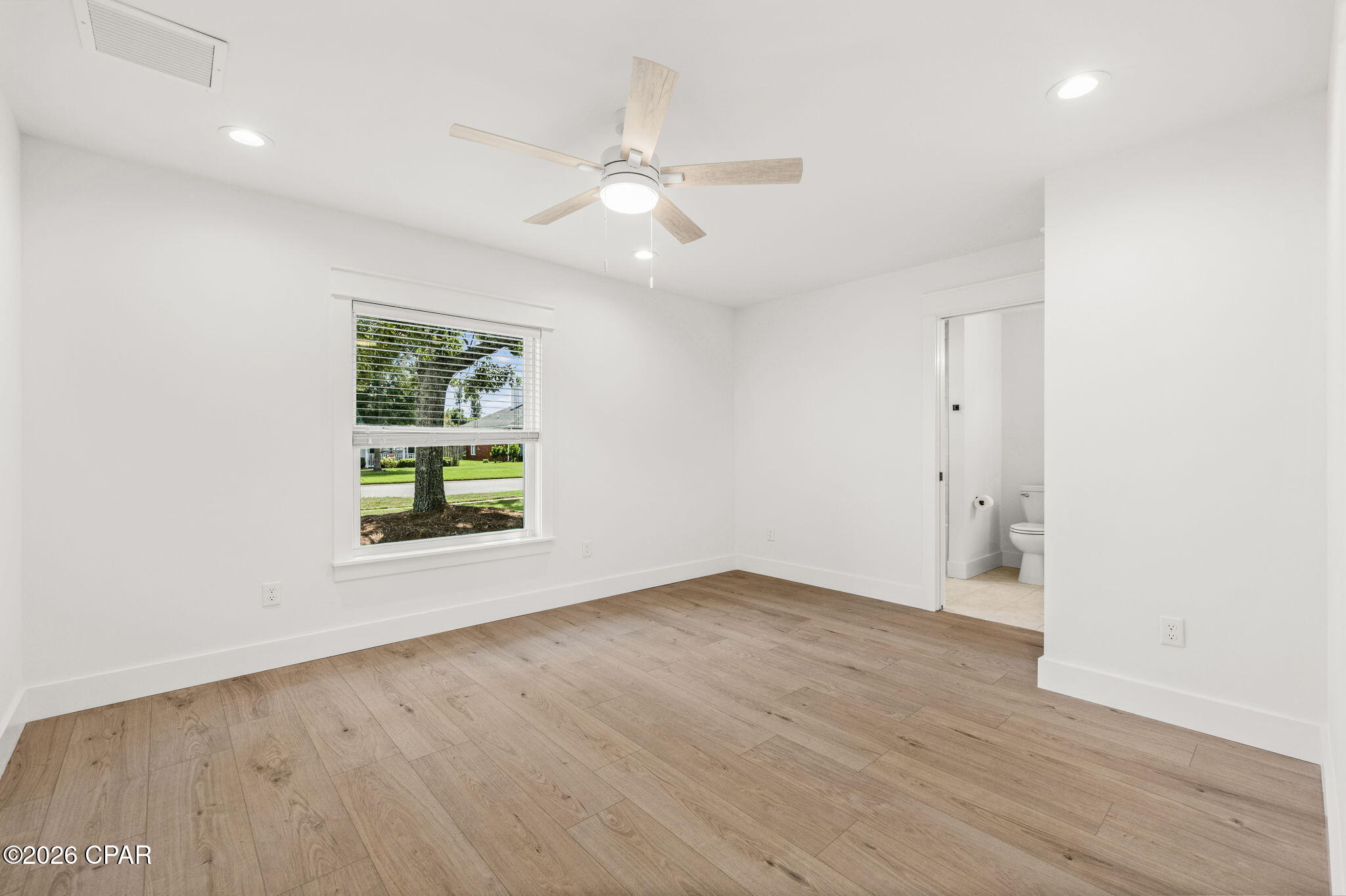305 Wood Trail