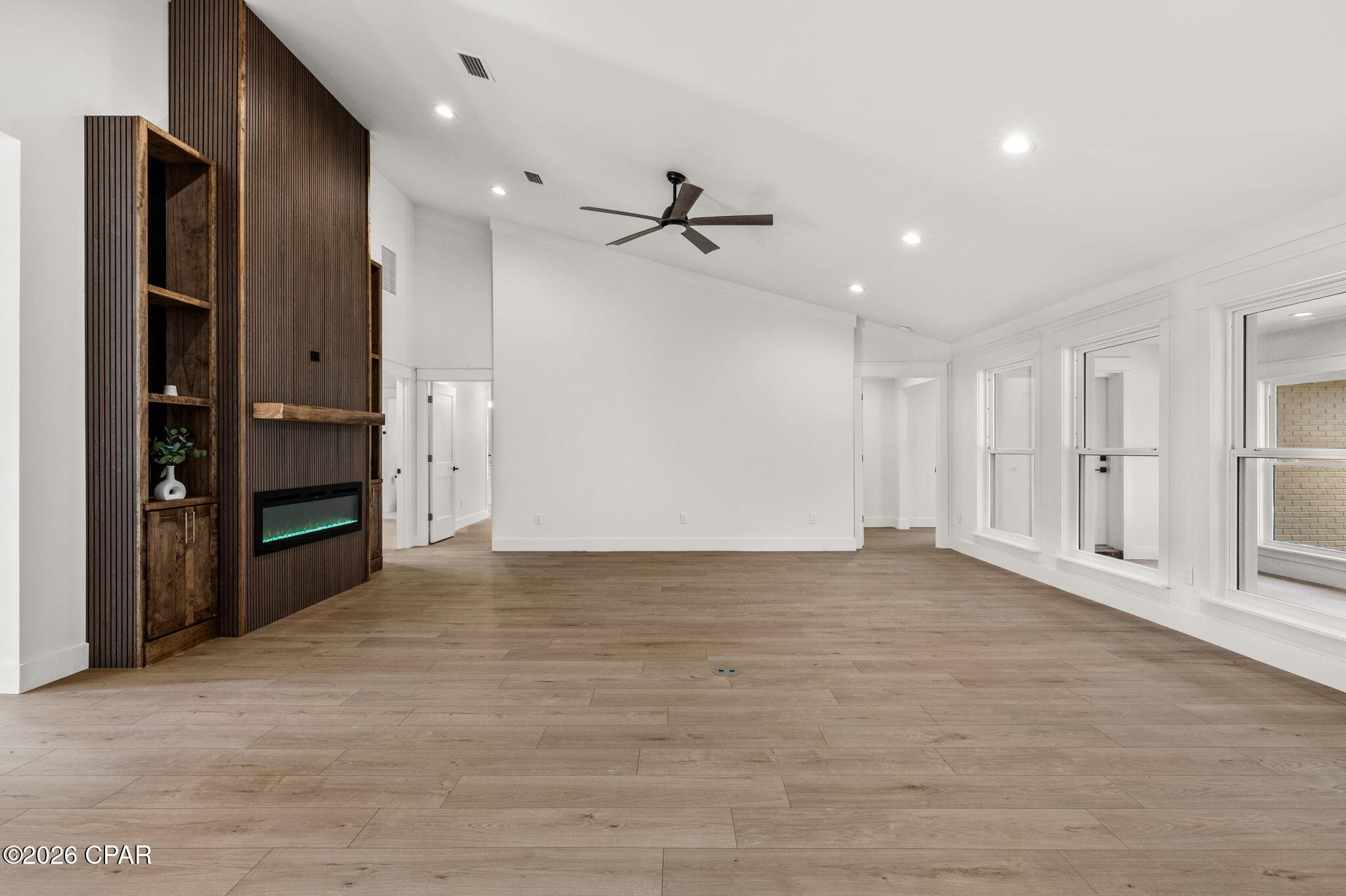 305 Wood Trail