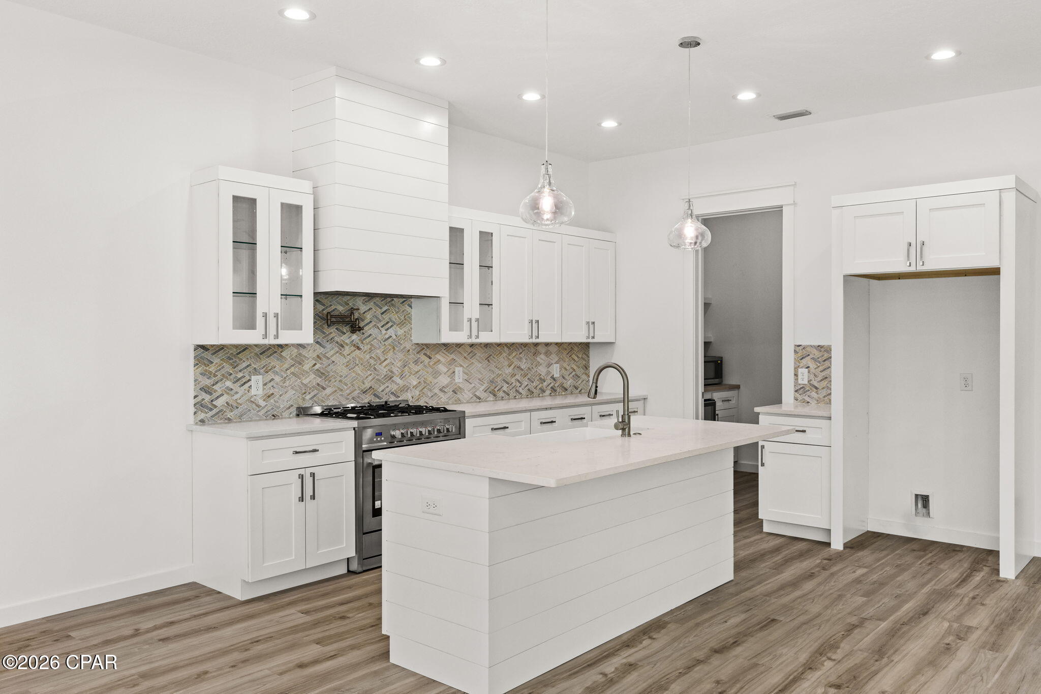 3515 Cottage Cove Lane
