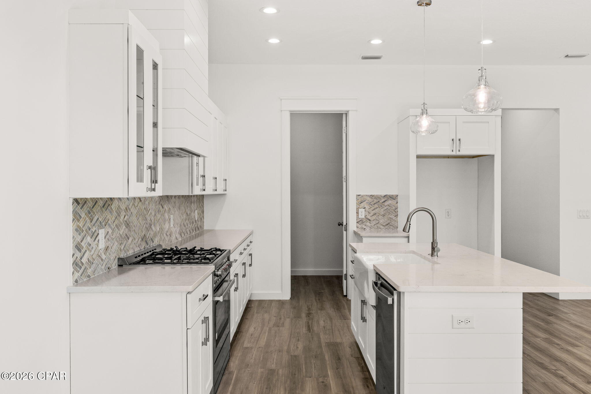 3515 Cottage Cove Lane