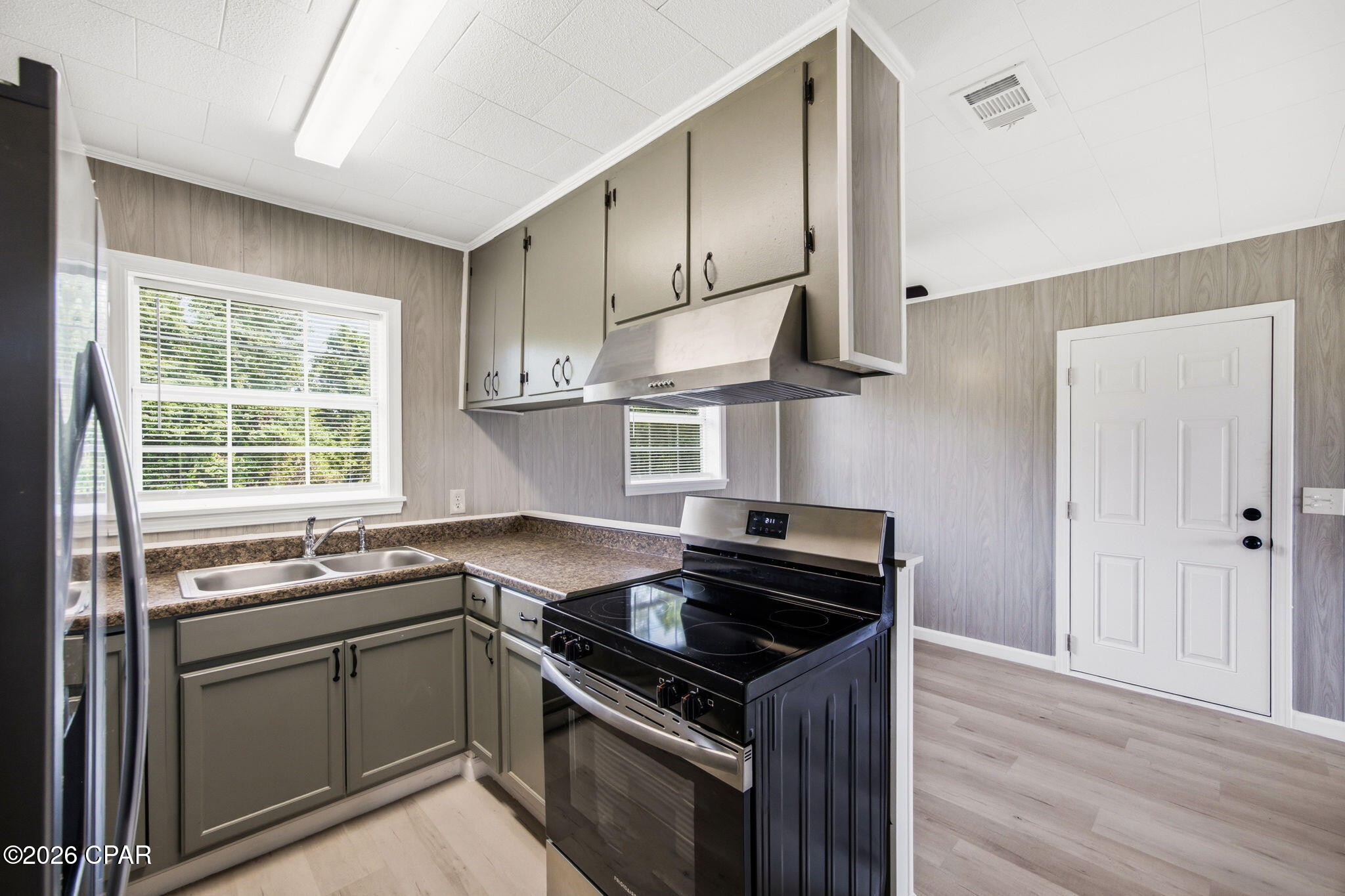 1136 Transmitter Road