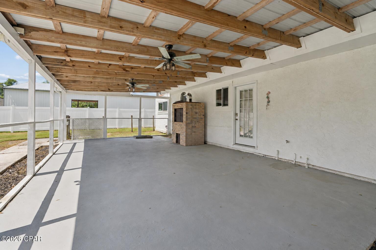 2742 E Highway 390
