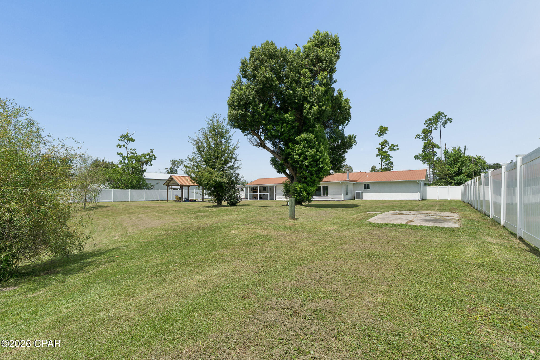 2742 E Highway 390