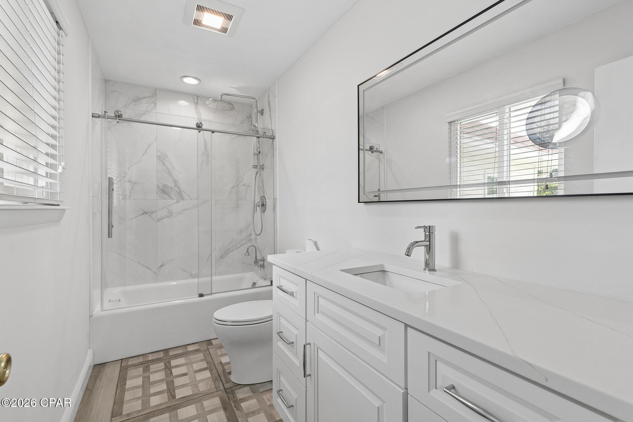 2742 E Highway 390