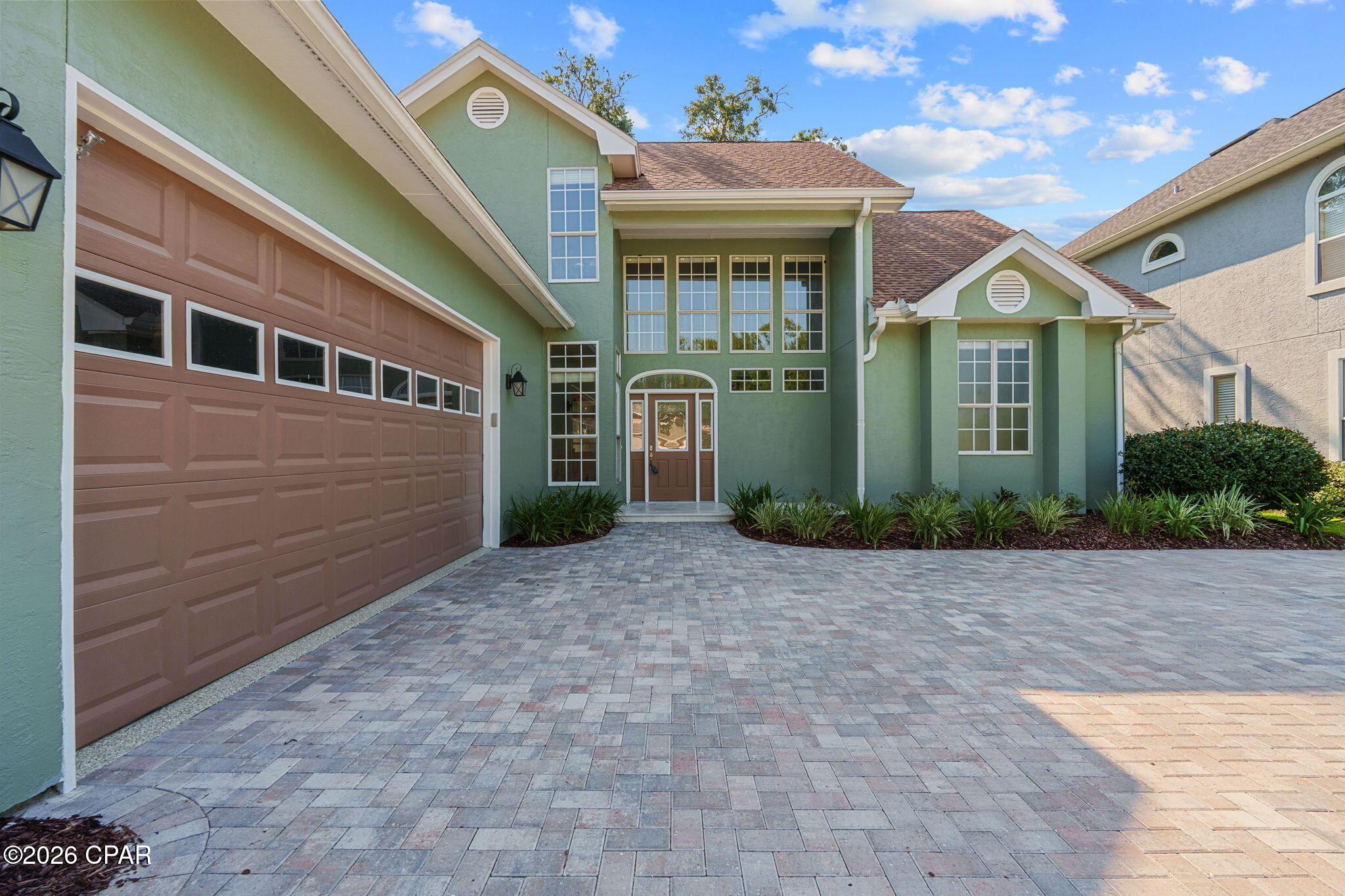 1515 Country Club Drive