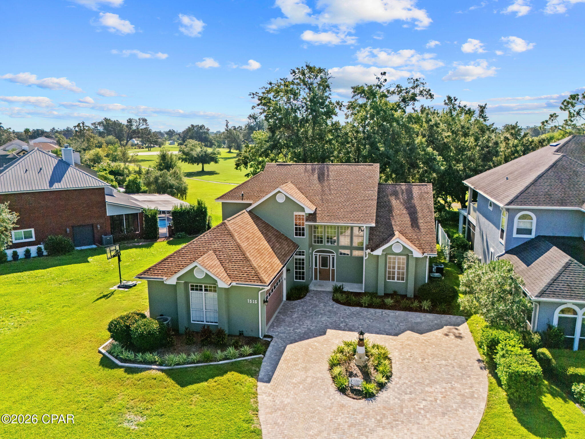 1515 Country Club Drive