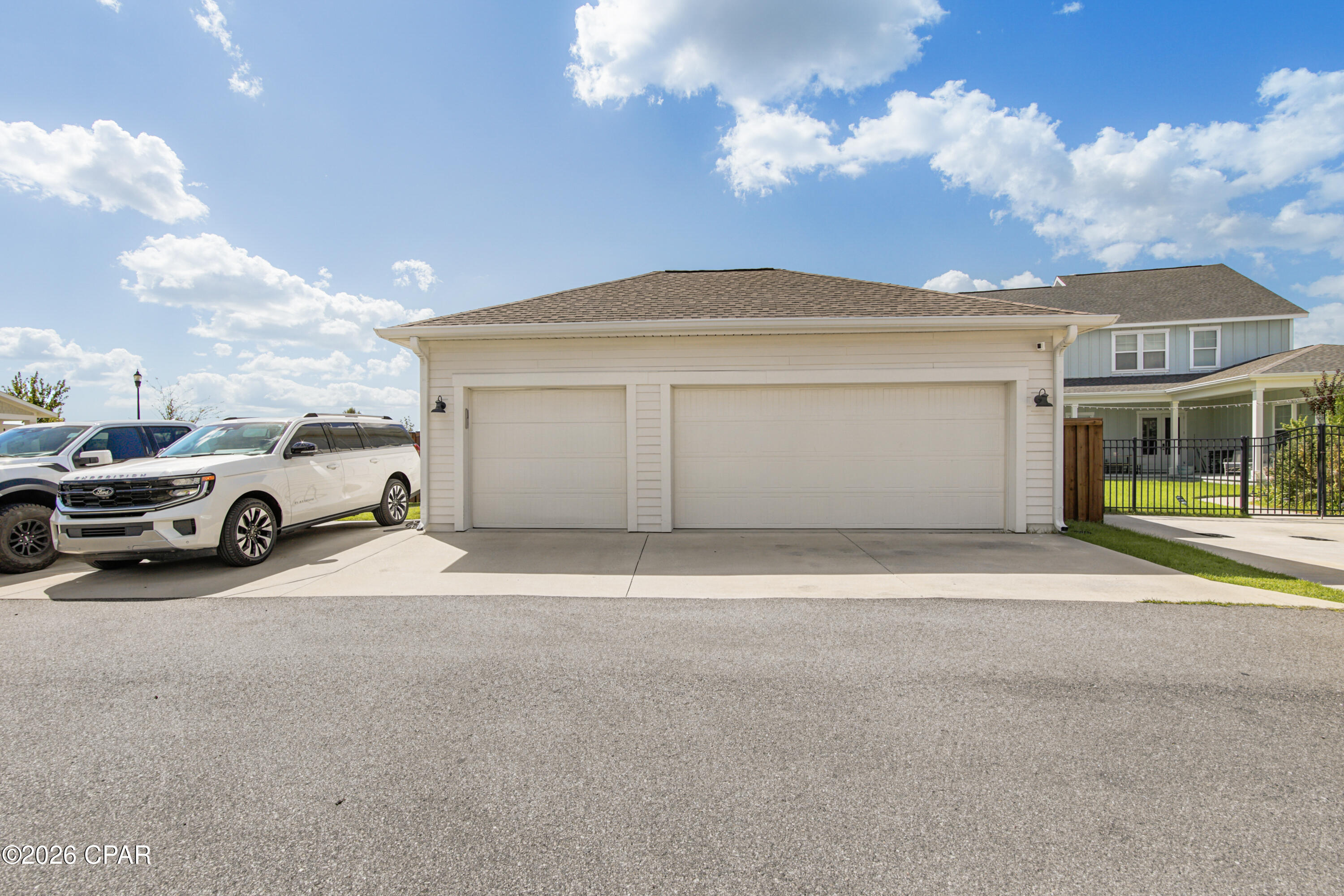 1905 Kingfisher Court