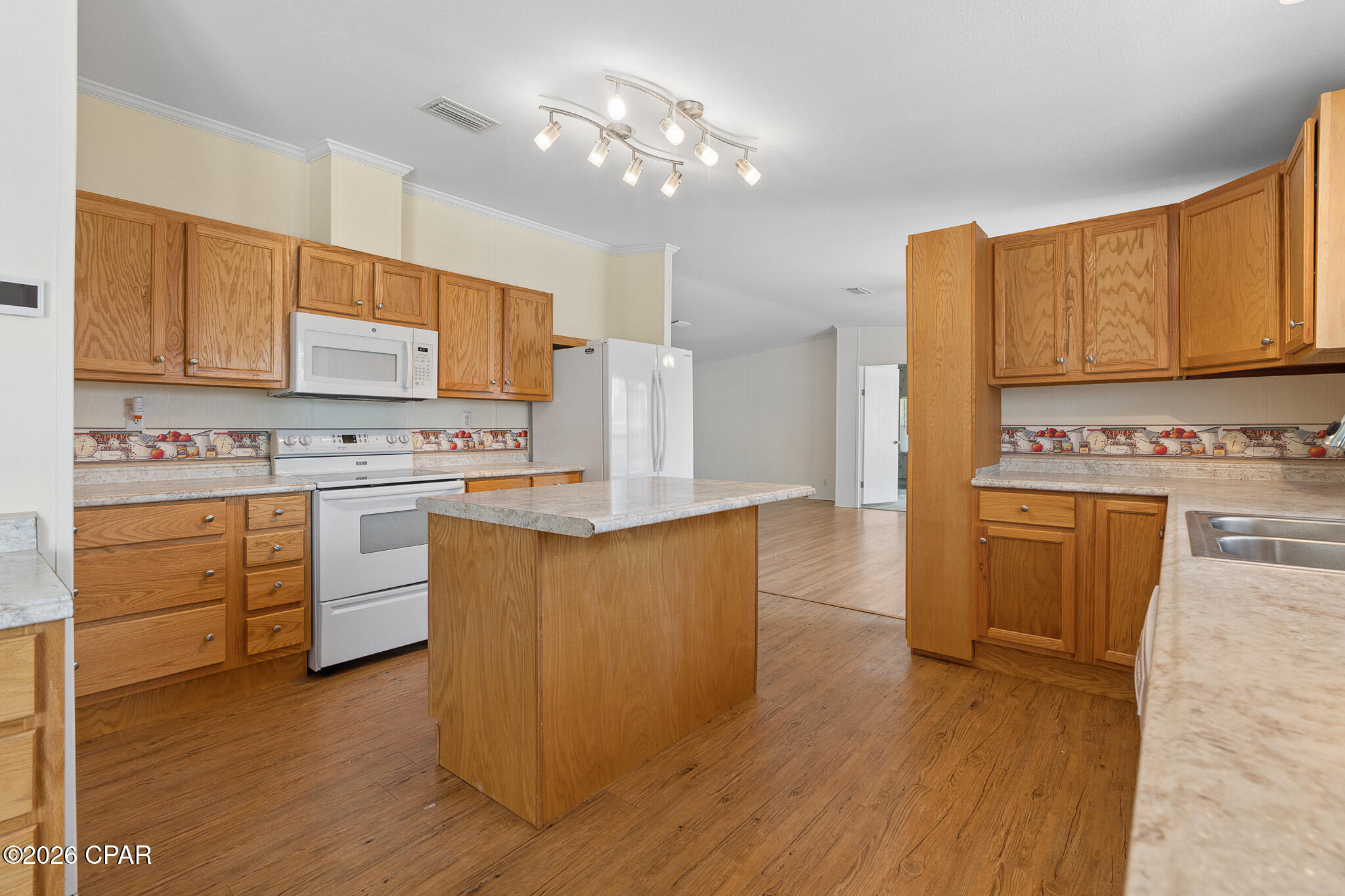 5007 Halsey Circle